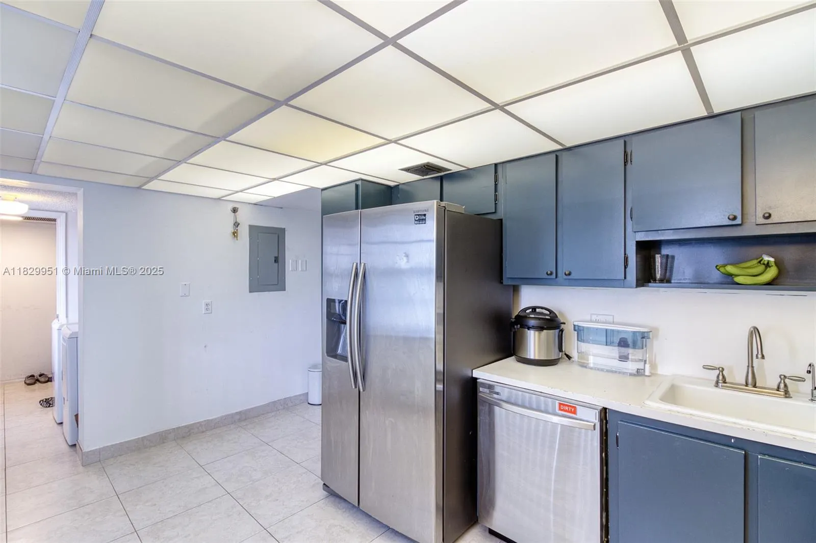 4015 W Palm Aire Dr, #506