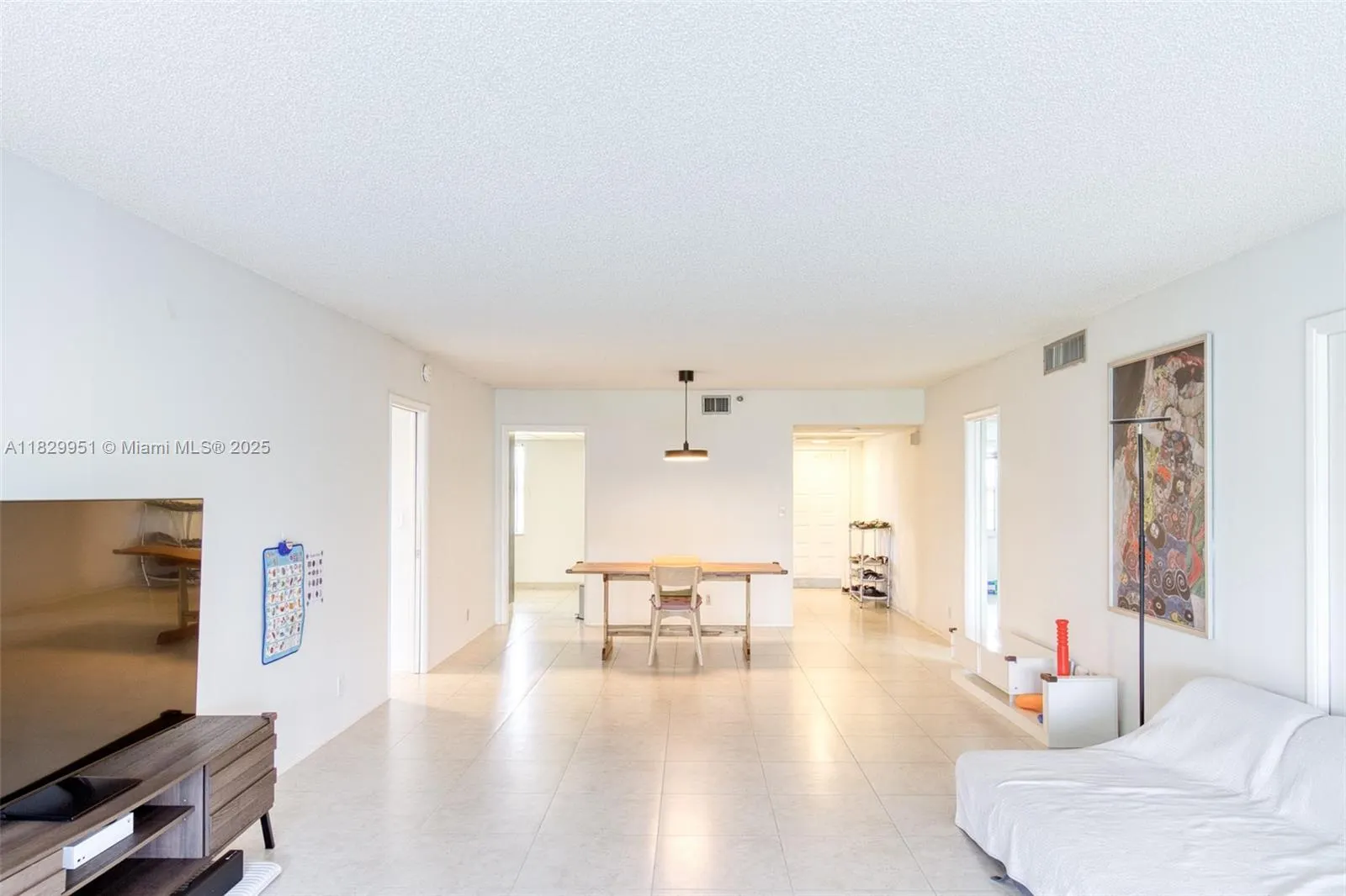 4015 W Palm Aire Dr, #506