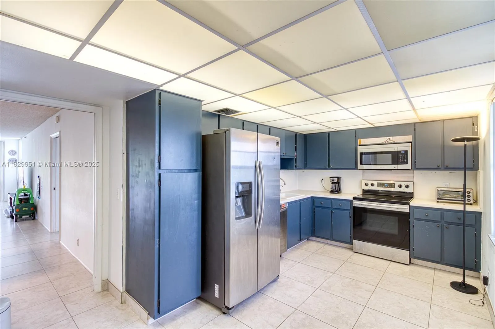 4015 W Palm Aire Dr, #506