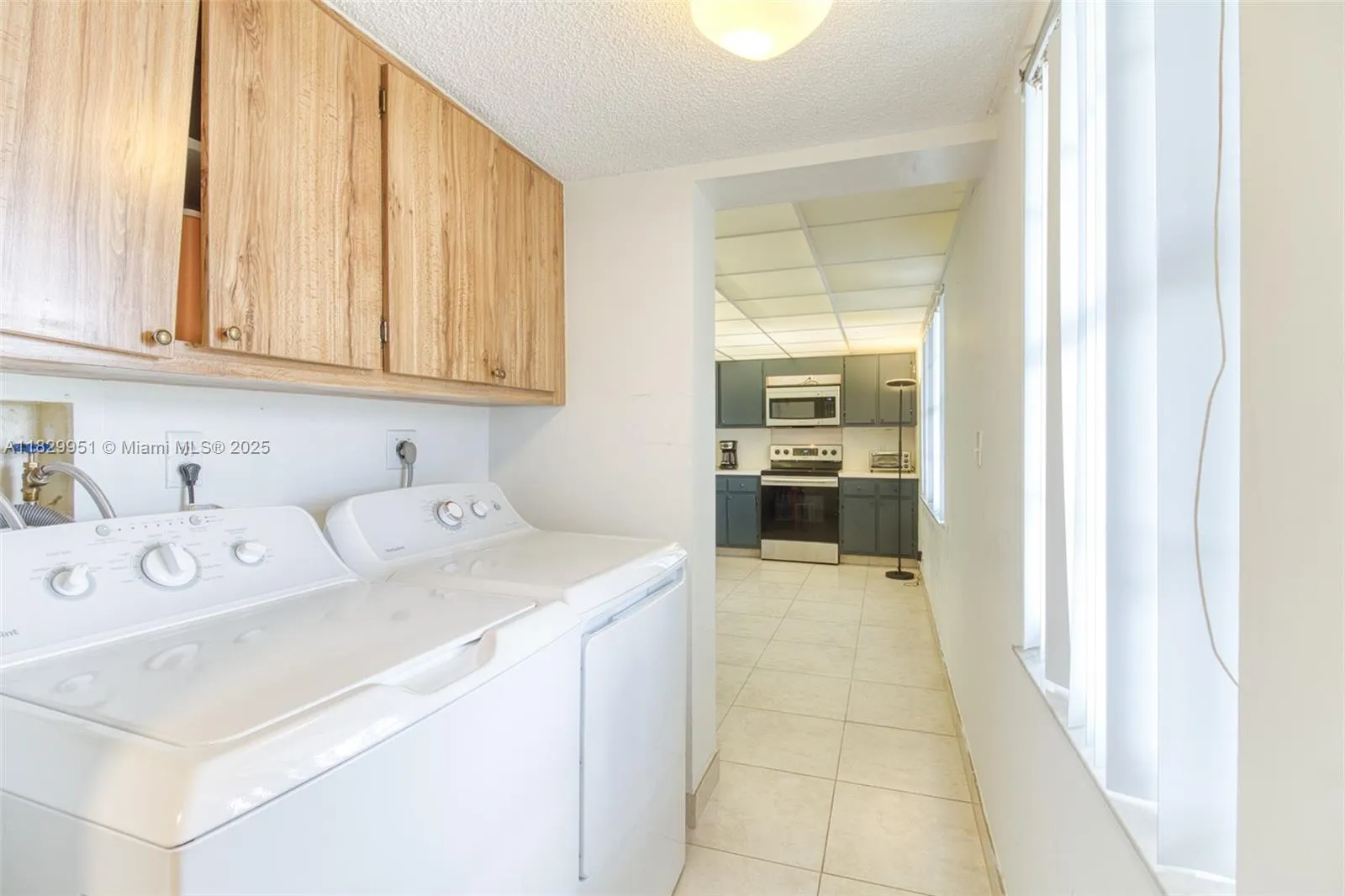 4015 W Palm Aire Dr, #506