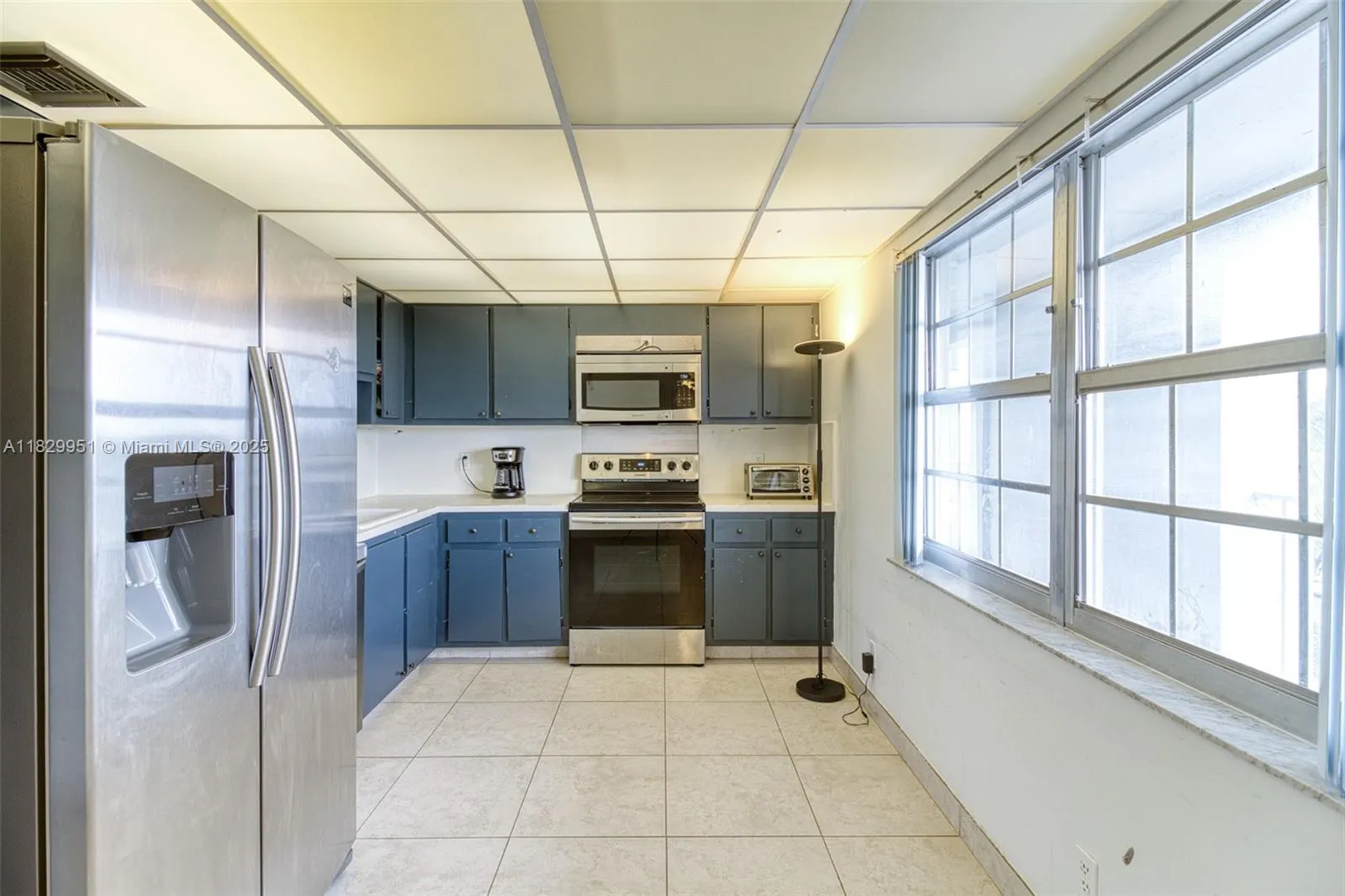4015 W Palm Aire Dr, #506