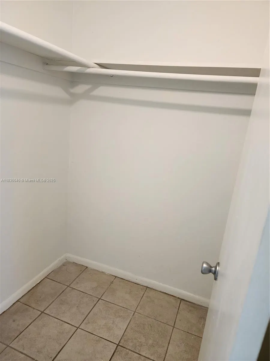 241 SE 9th Ave, #103