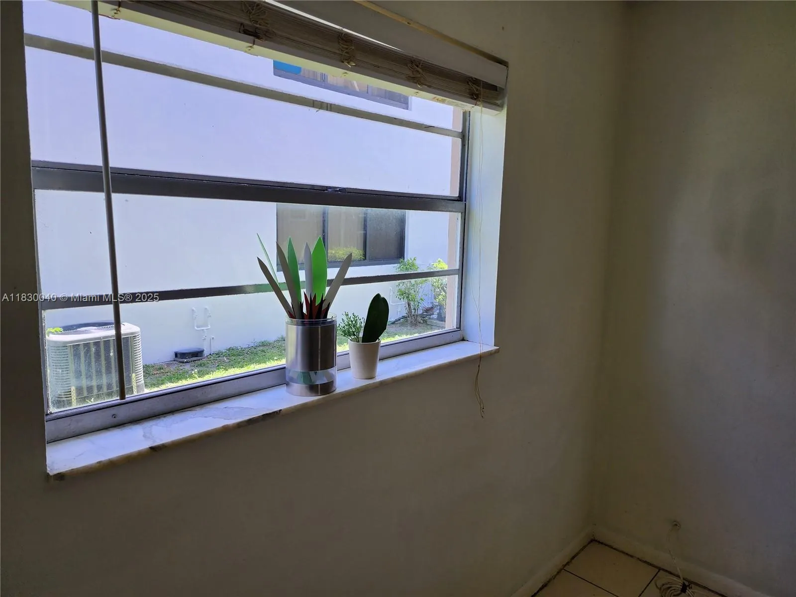 241 SE 9th Ave, #103