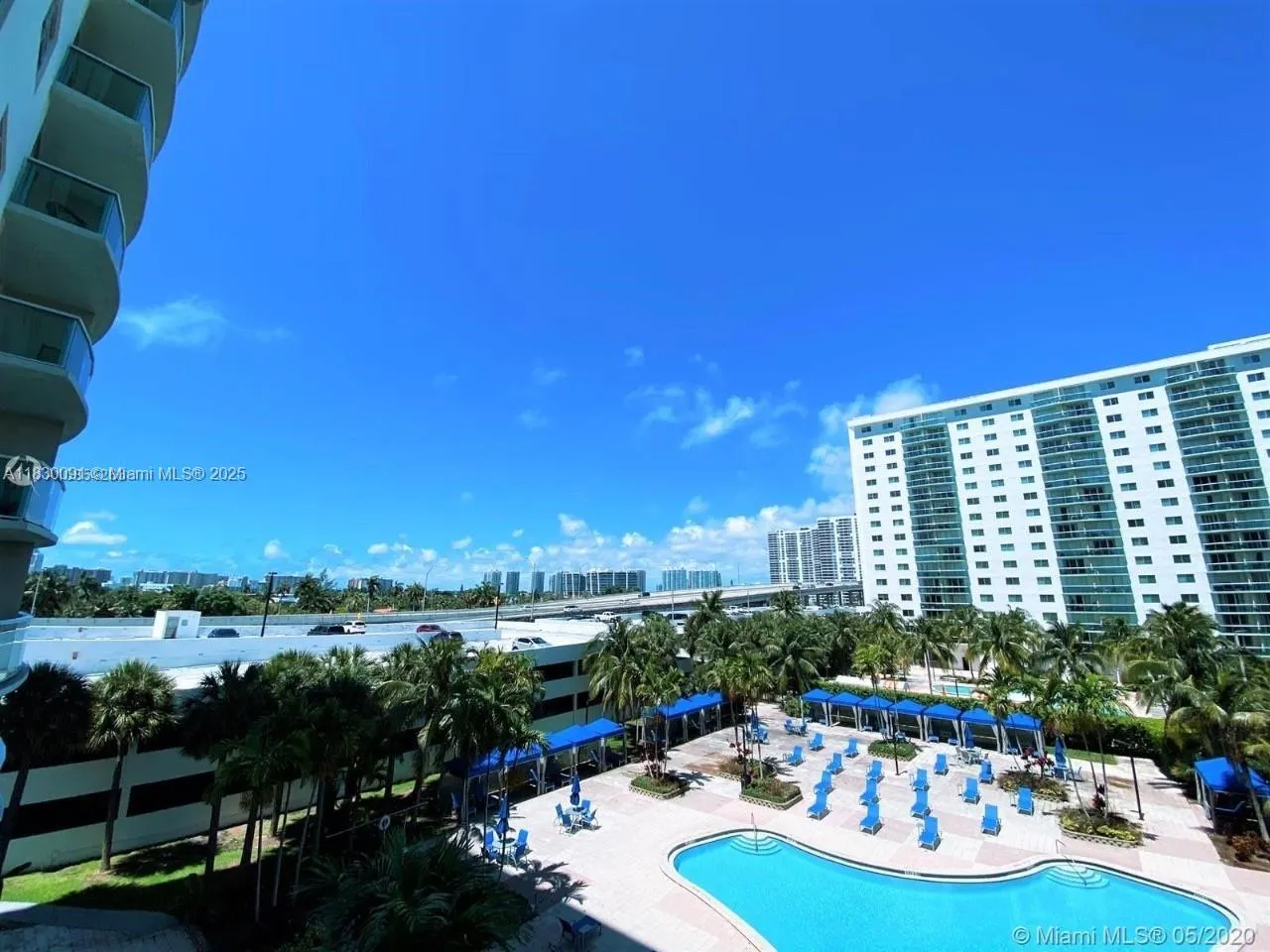 19370 Collins Ave, #607