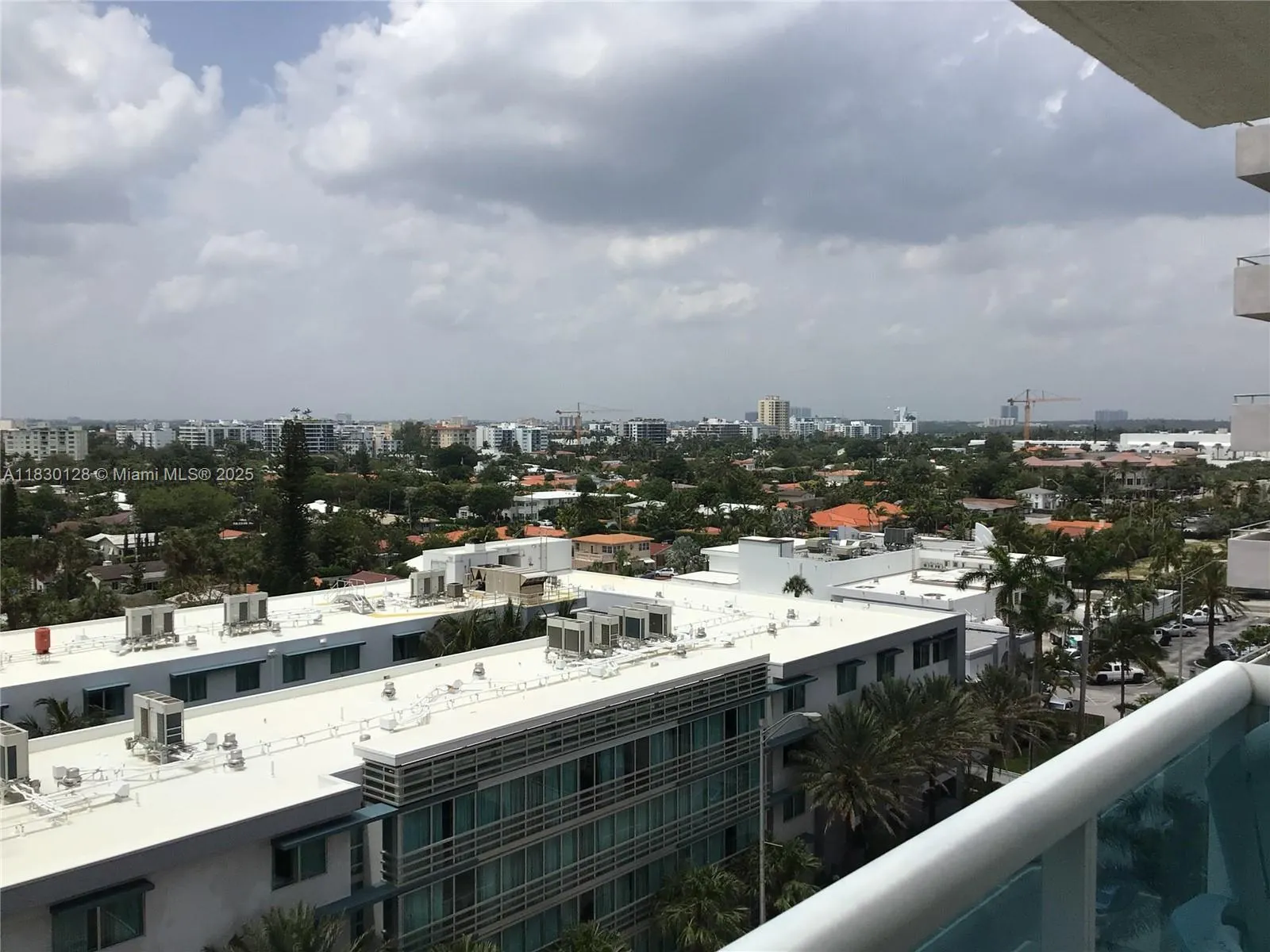 9201 Collins Ave, #921