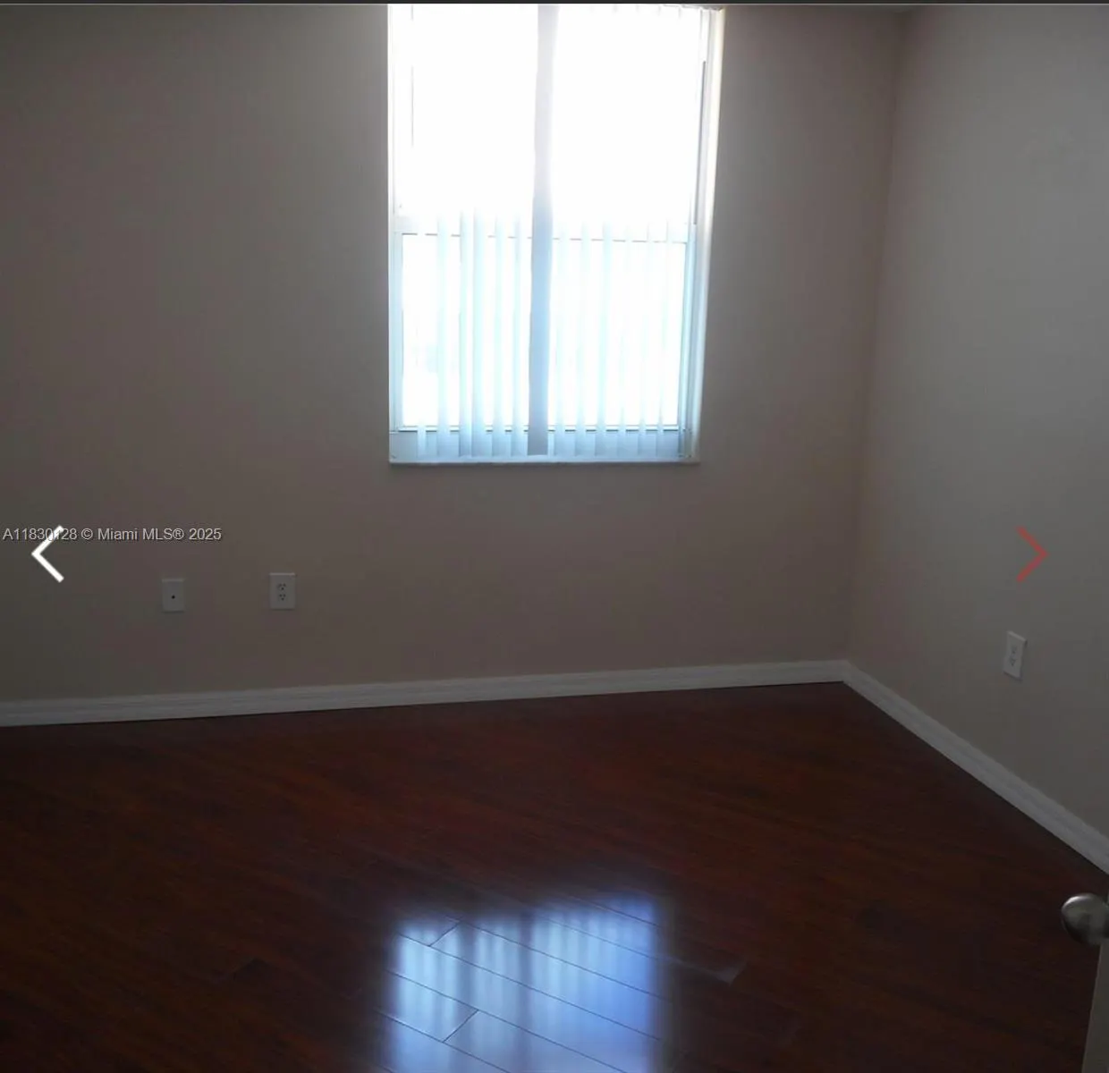 9201 Collins Ave, #921
