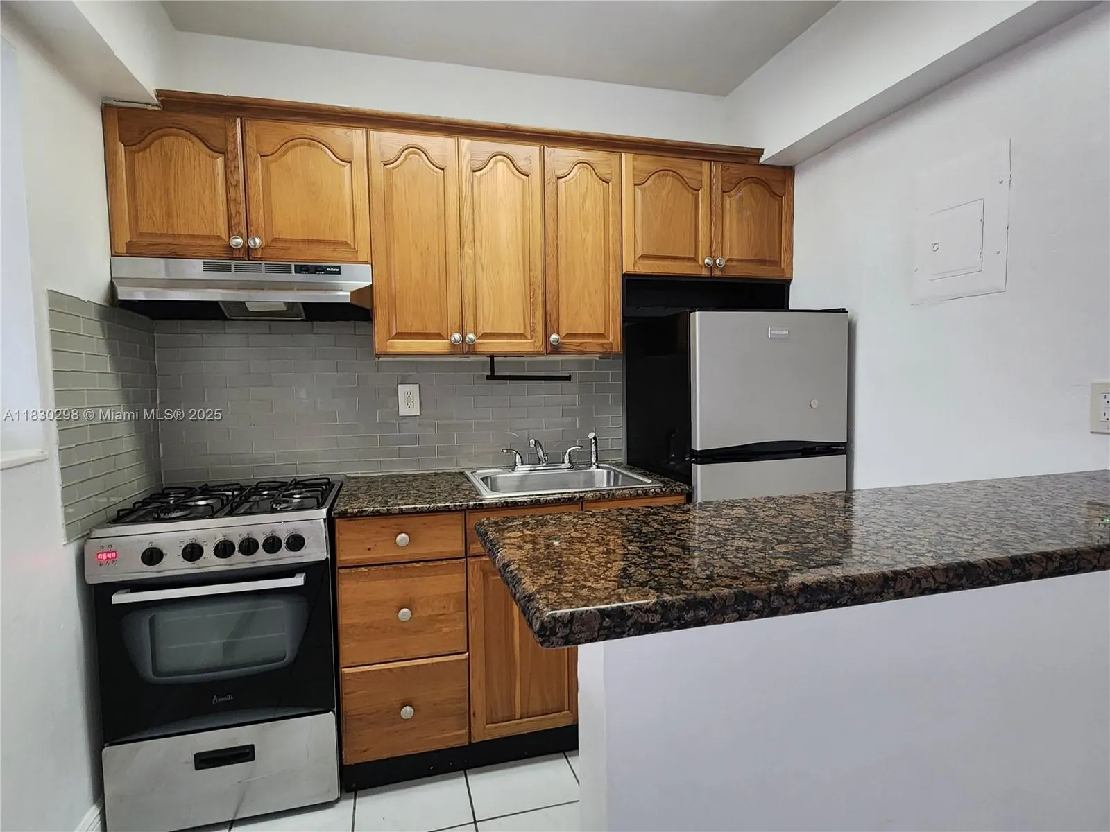 1014 Salzedo St, #304