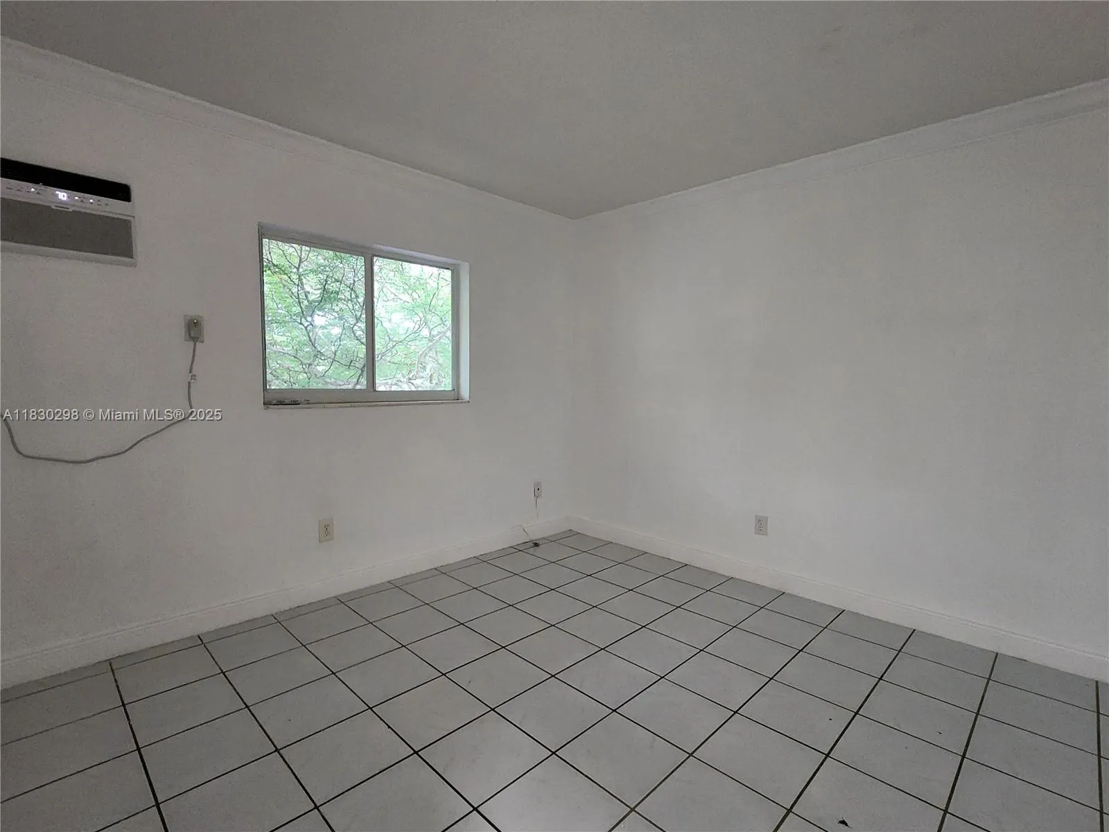 1014 Salzedo St, #304