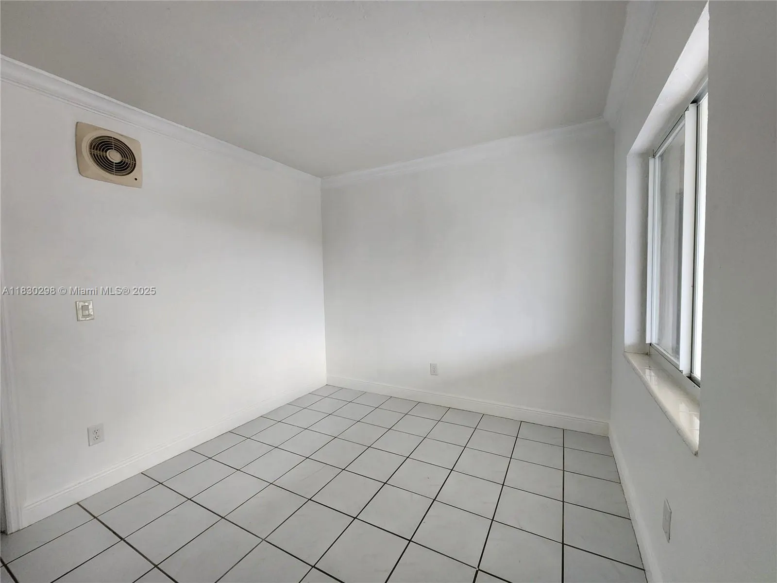 1014 Salzedo St, #304