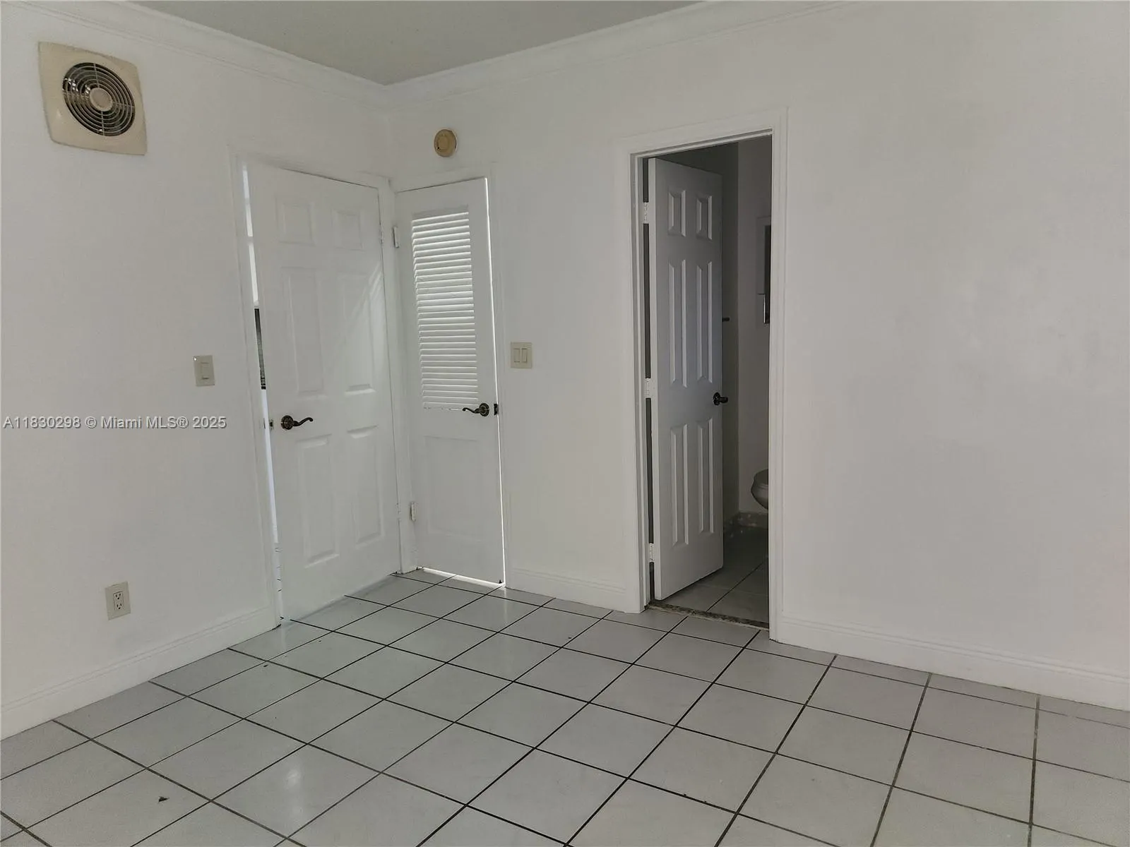 1014 Salzedo St, #304