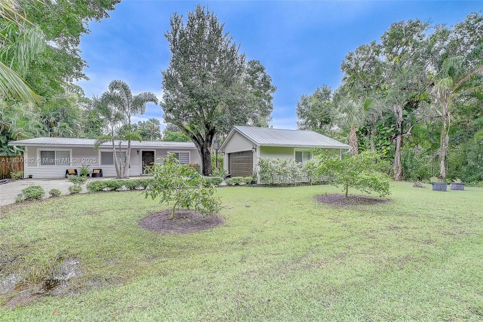 369 Caloosa Drive