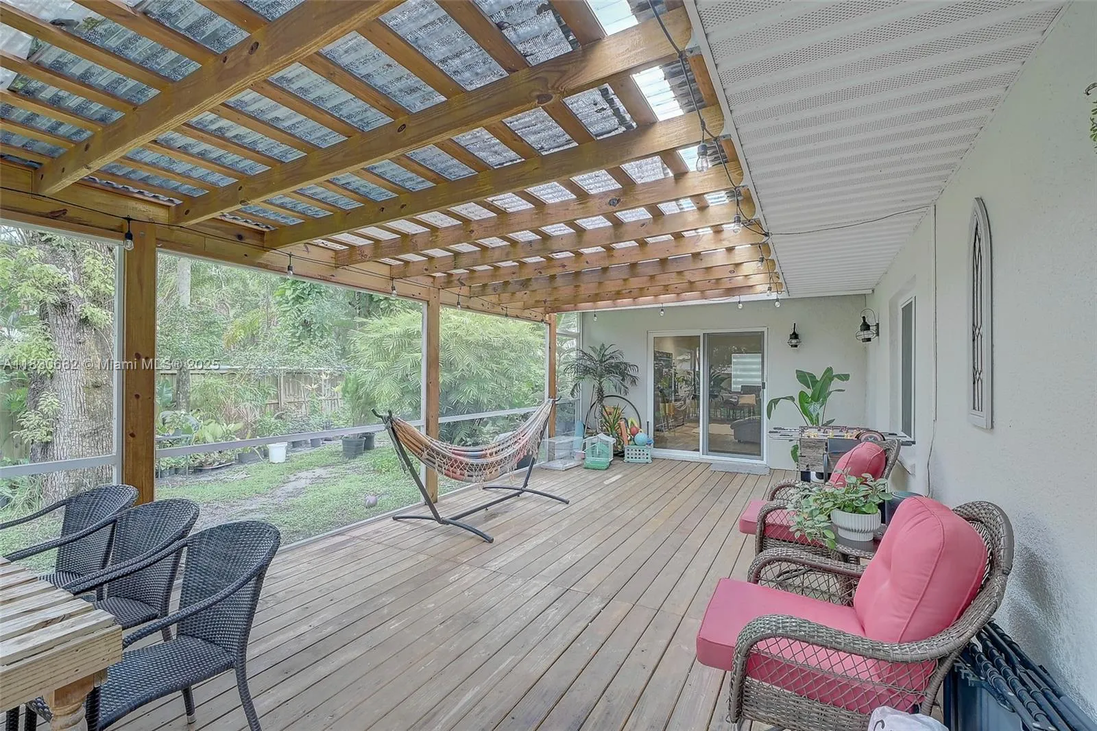 369 Caloosa Drive
