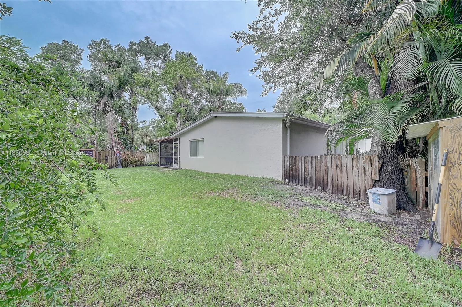 369 Caloosa Drive