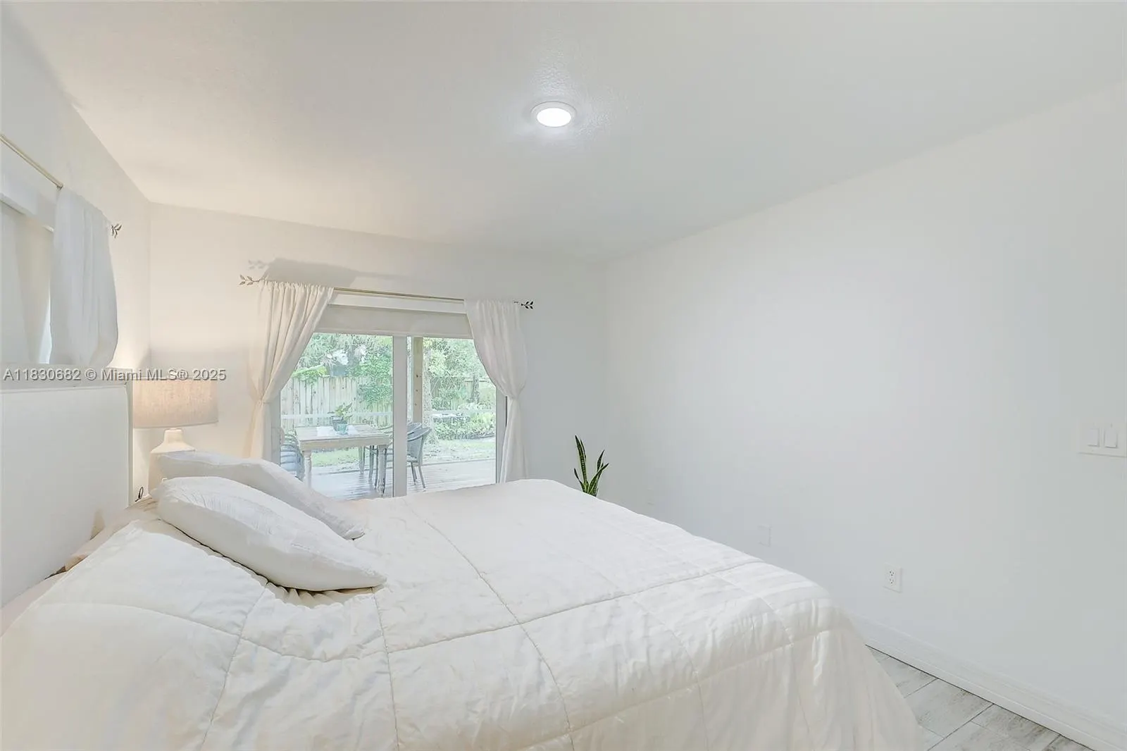 369 Caloosa Drive