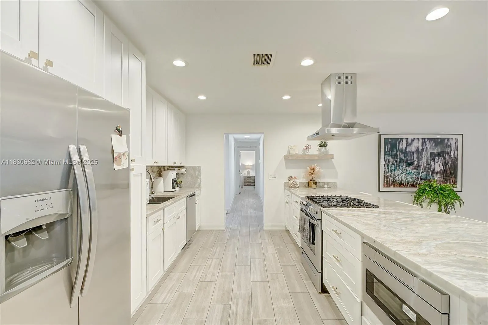 369 Caloosa Drive