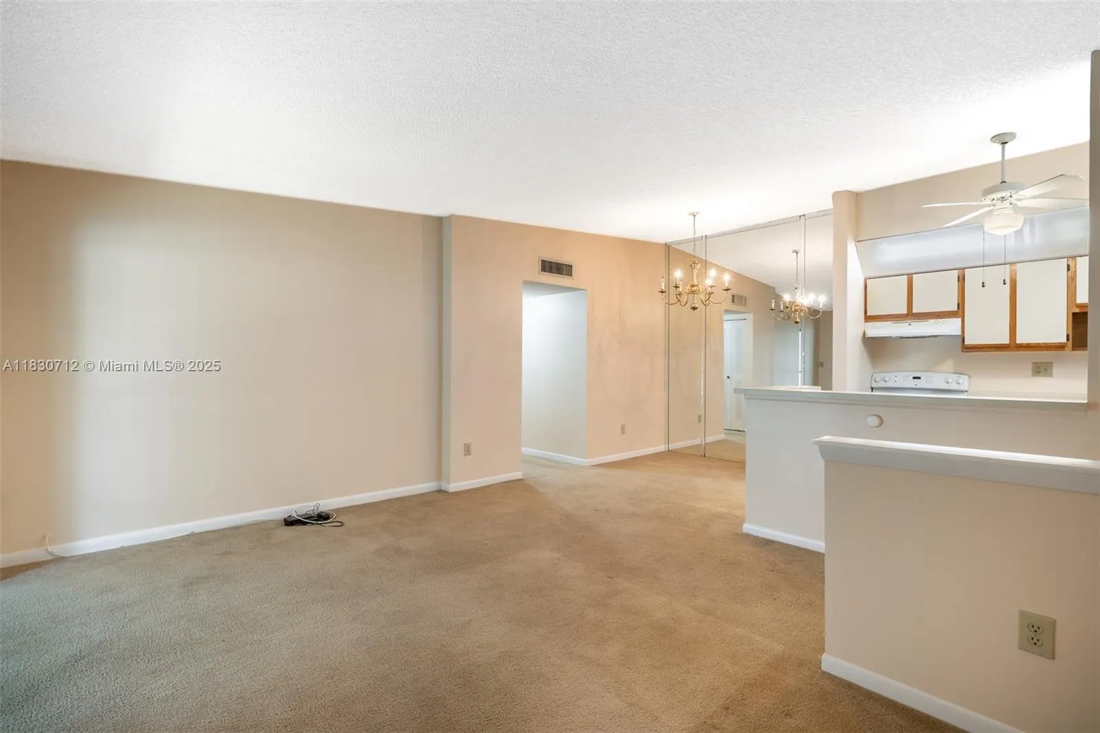 10869 W Clairmont Cir, #209
