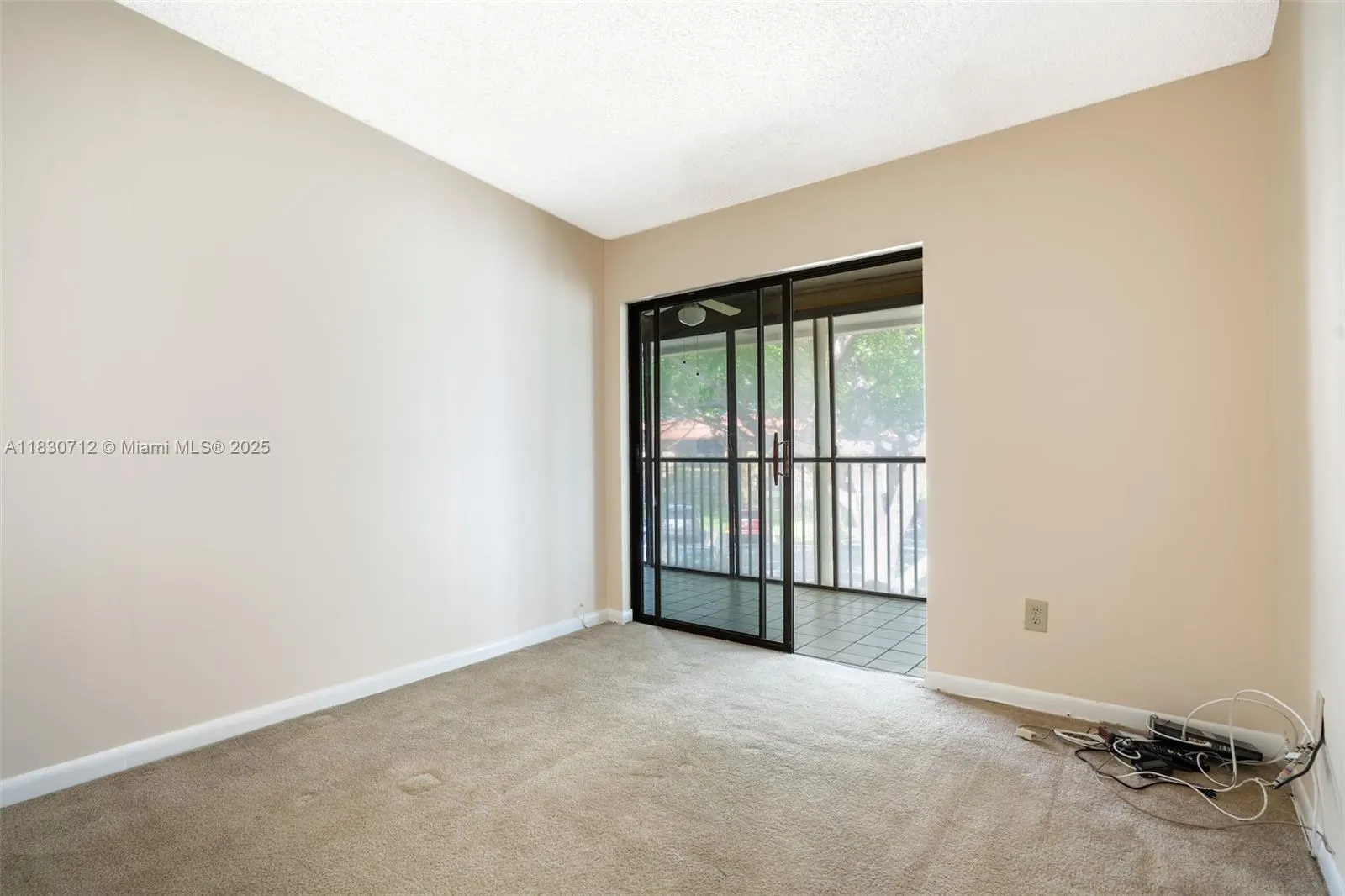 10869 W Clairmont Cir, #209