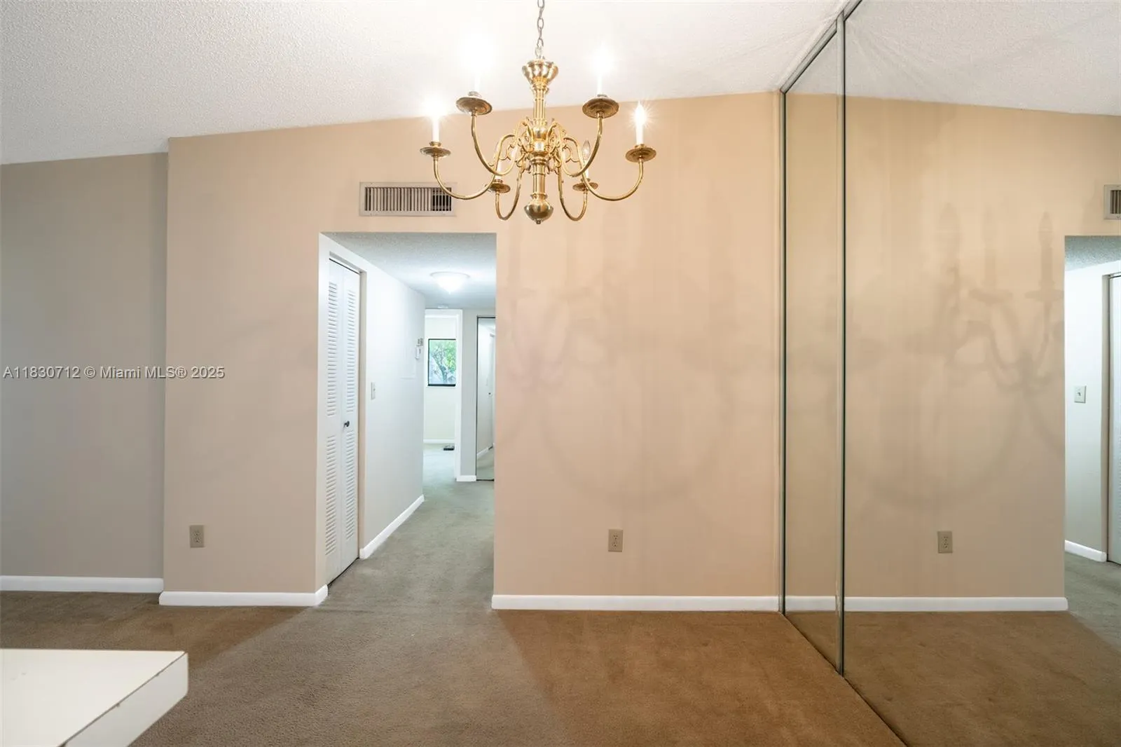 10869 W Clairmont Cir, #209