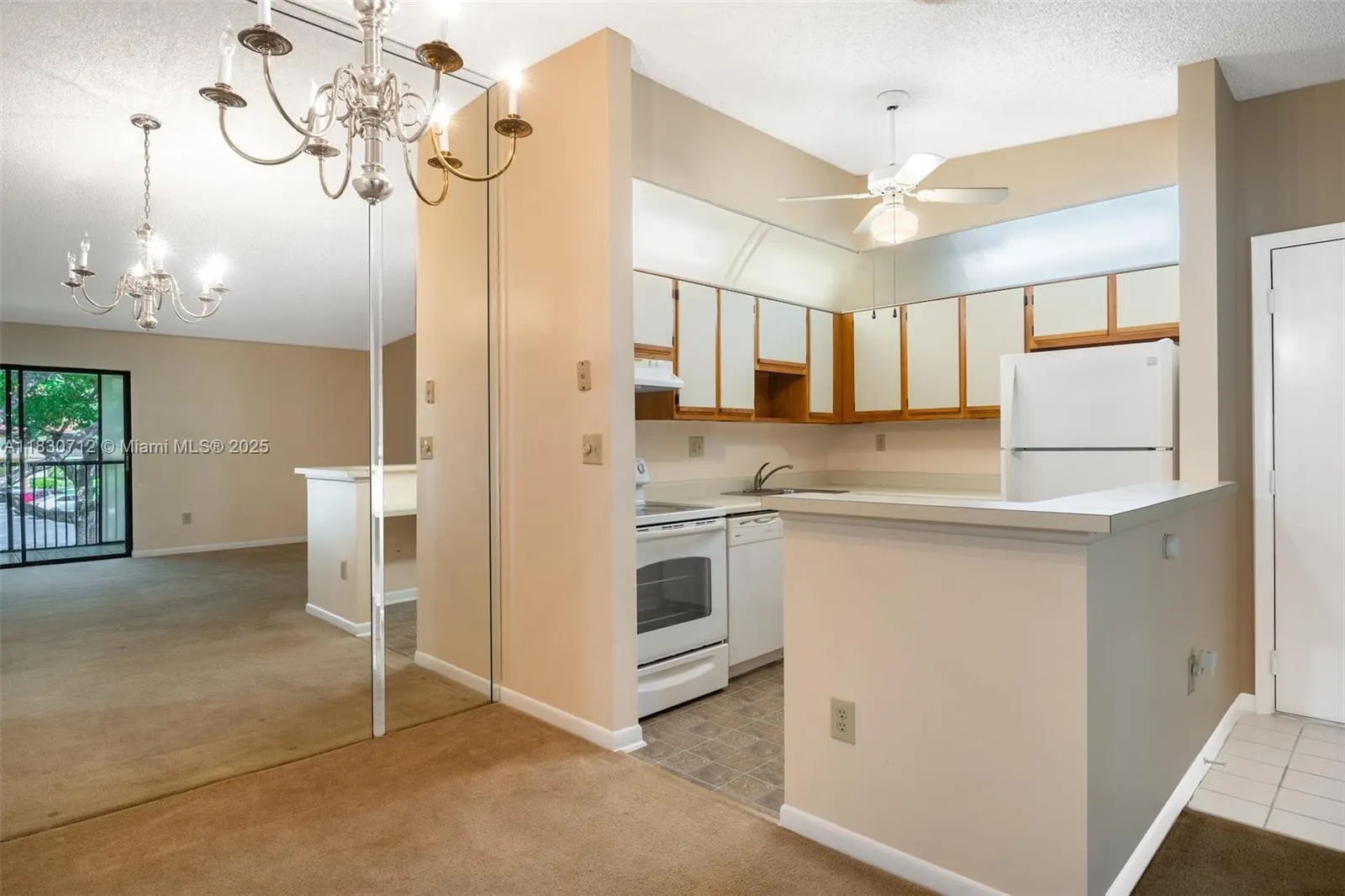 10869 W Clairmont Cir, #209