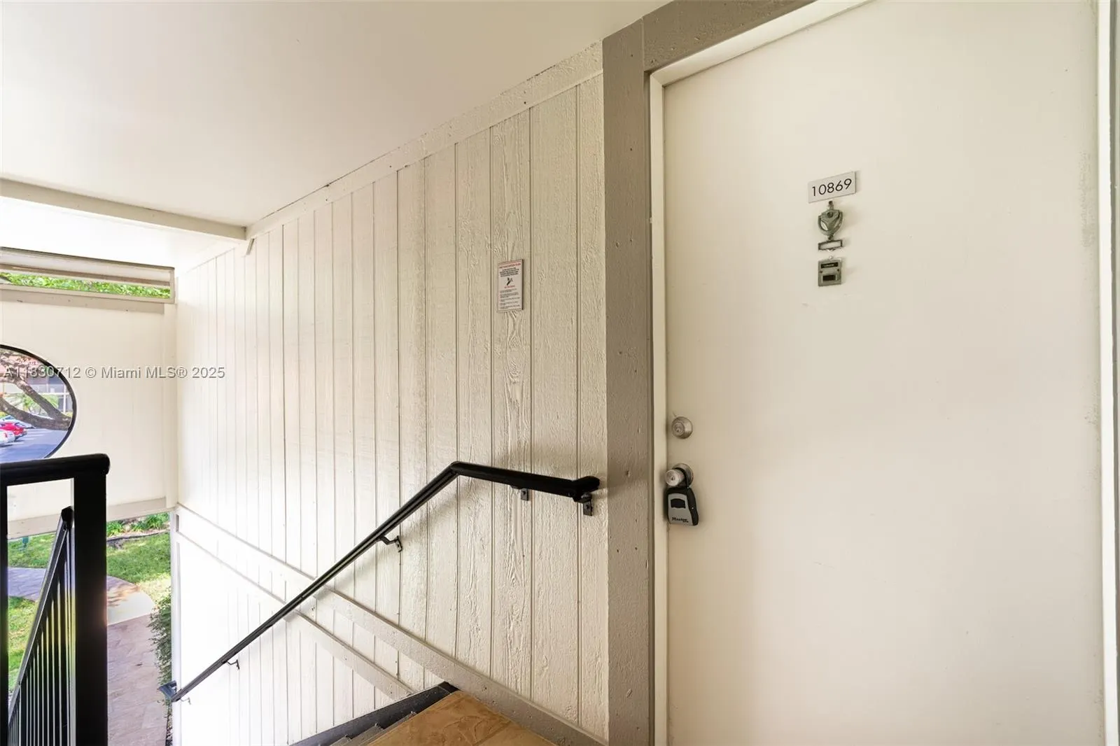 10869 W Clairmont Cir, #209