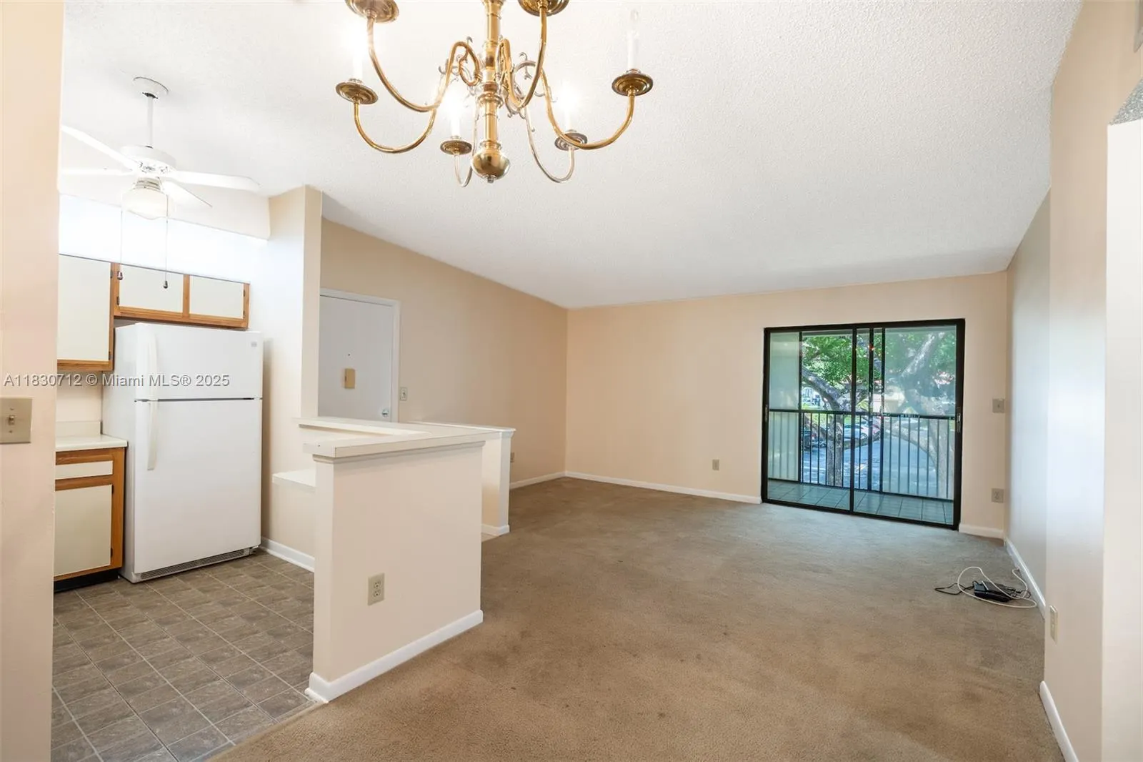 10869 W Clairmont Cir, #209