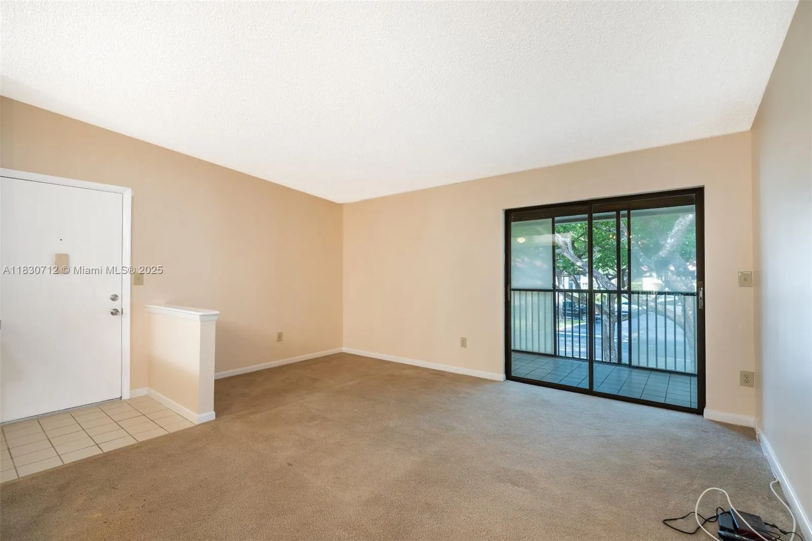 10869 W Clairmont Cir, #209