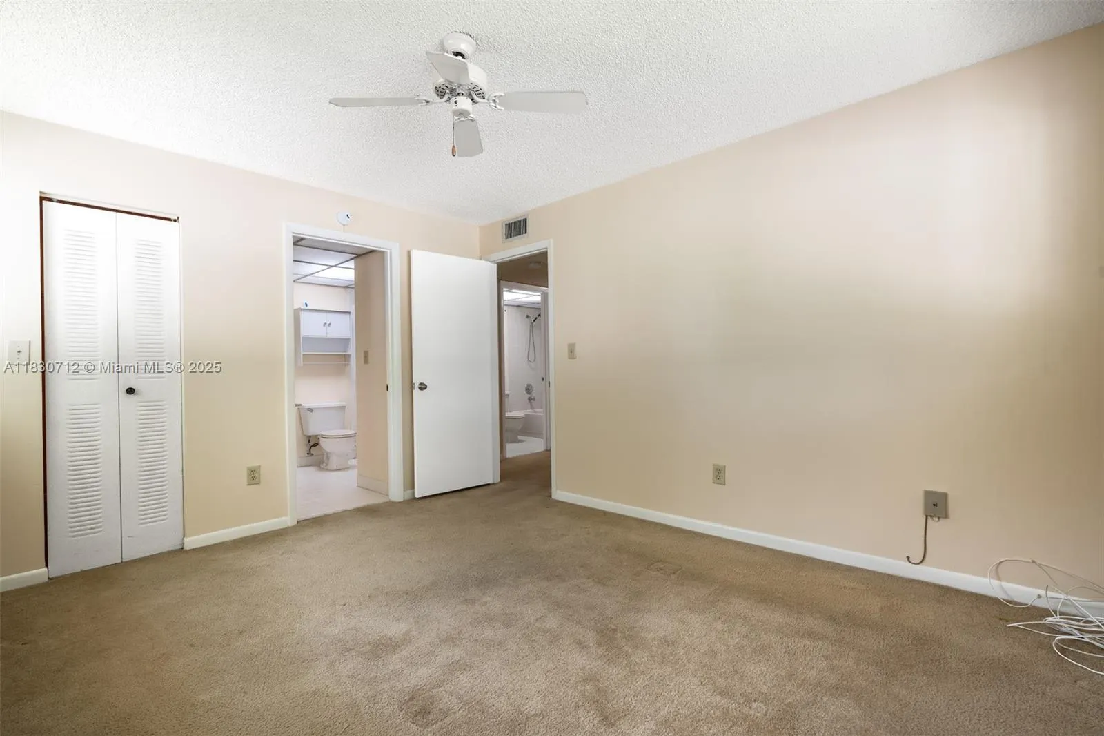 10869 W Clairmont Cir, #209