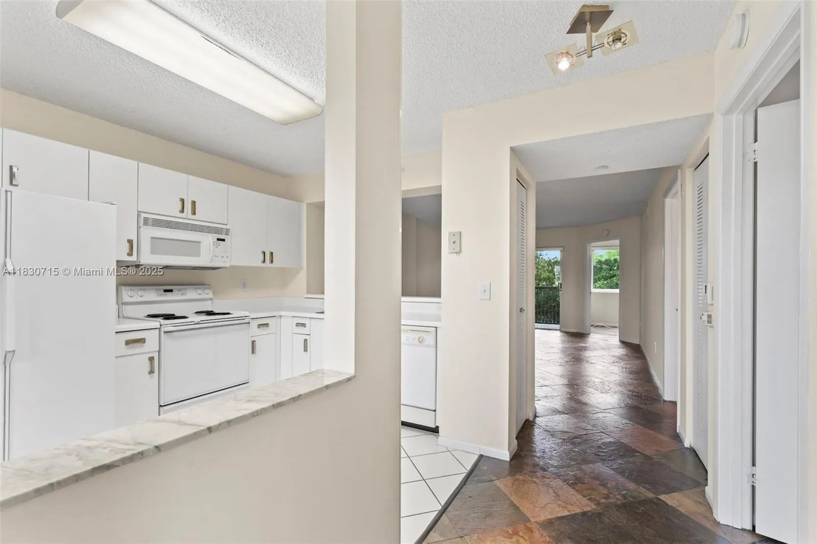 9511 Weldon Cir, #G406