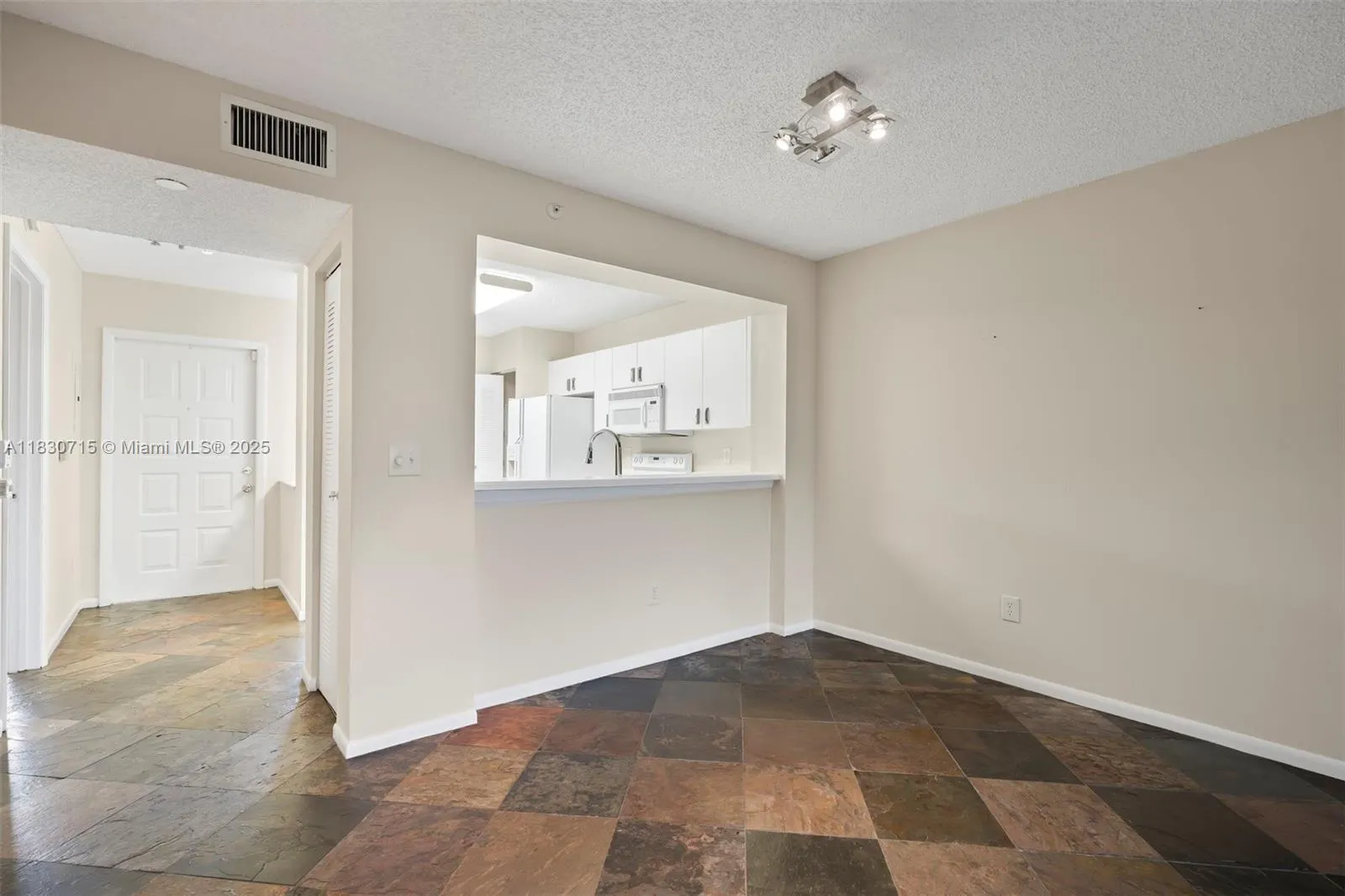 9511 Weldon Cir, #G406