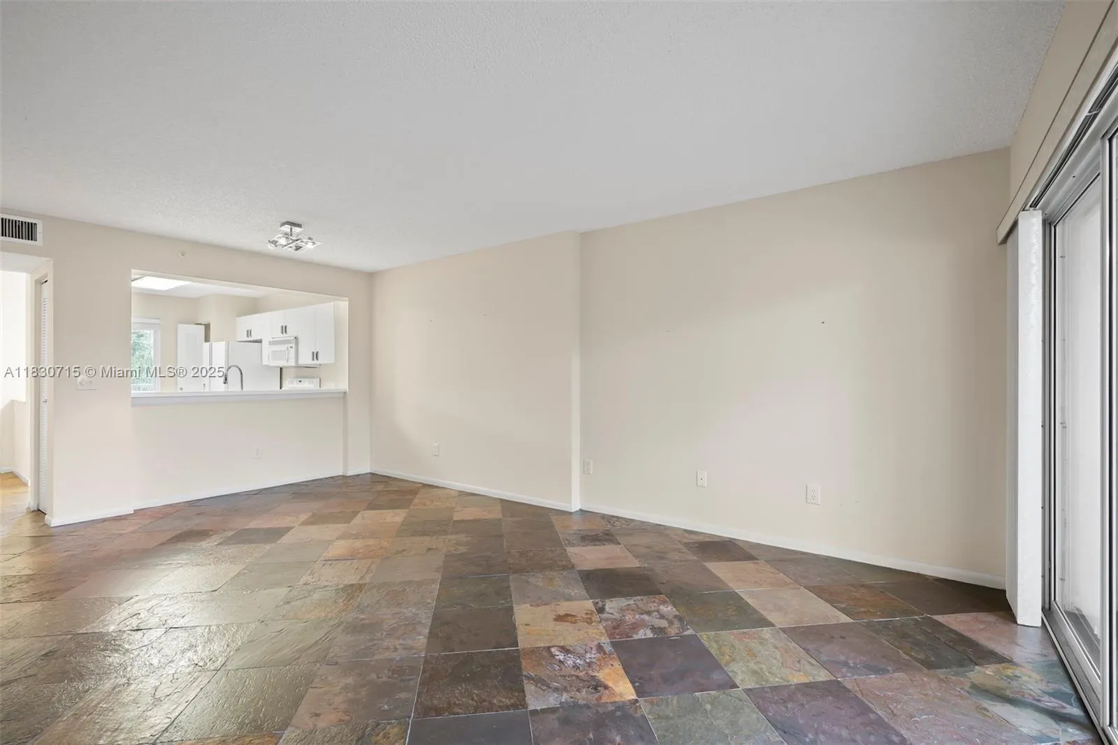 9511 Weldon Cir, #G406