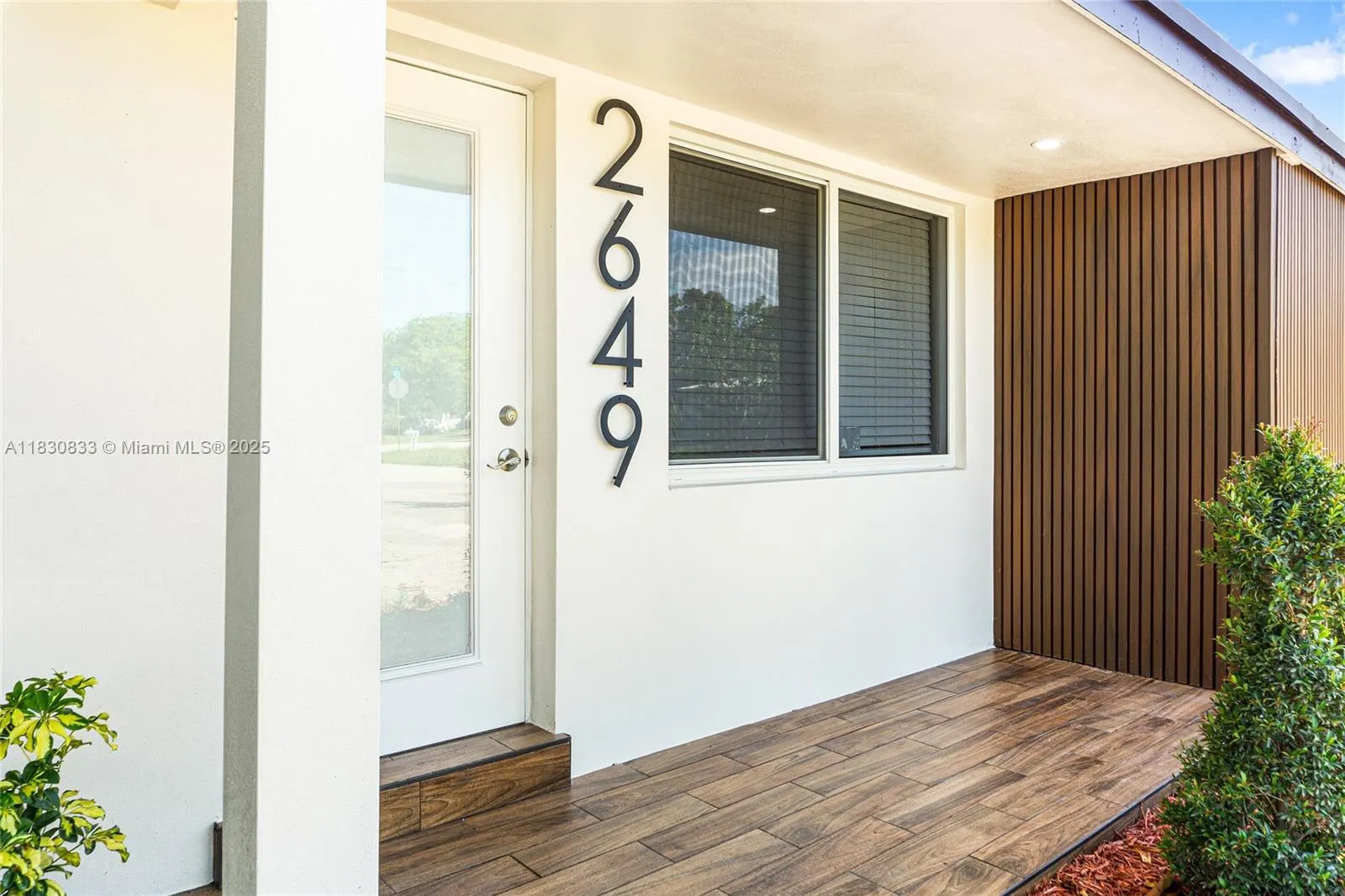 2649 NE 13th Ter