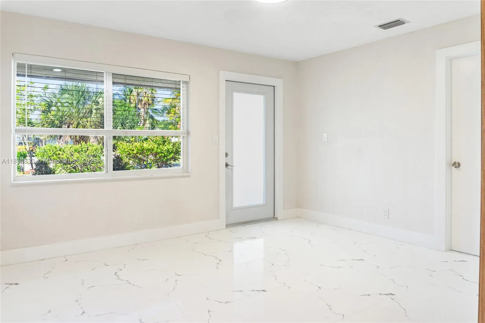 2649 NE 13th Ter