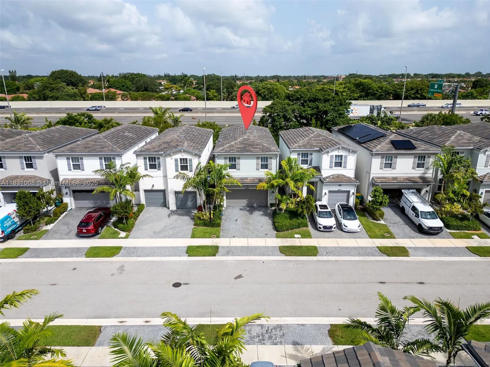 4923 NW 48th Ter