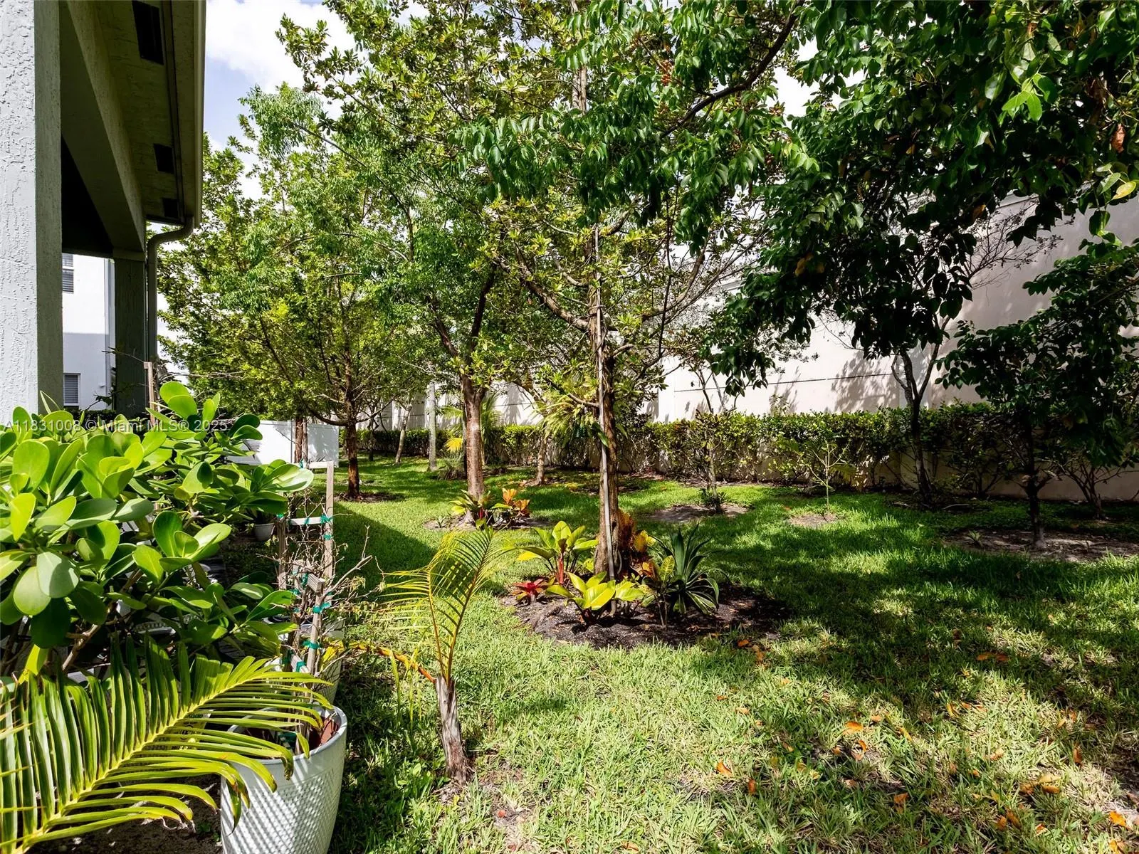 4923 NW 48th Ter