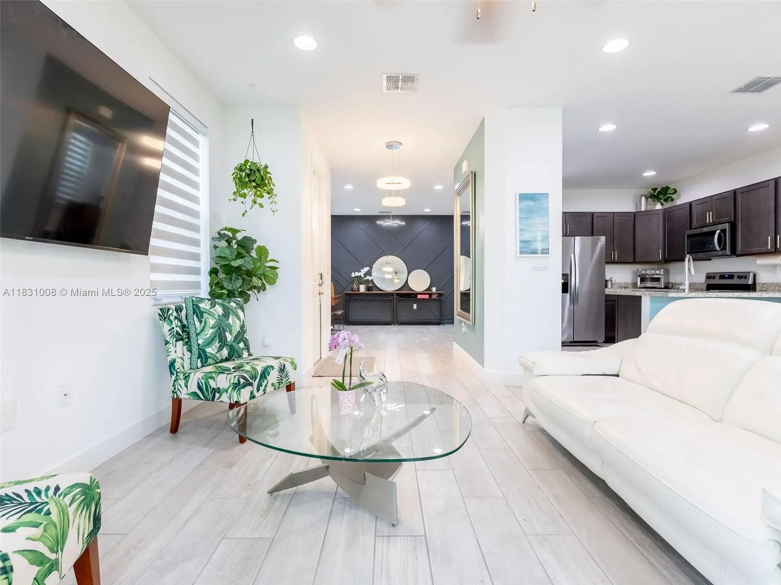 4923 NW 48th Ter