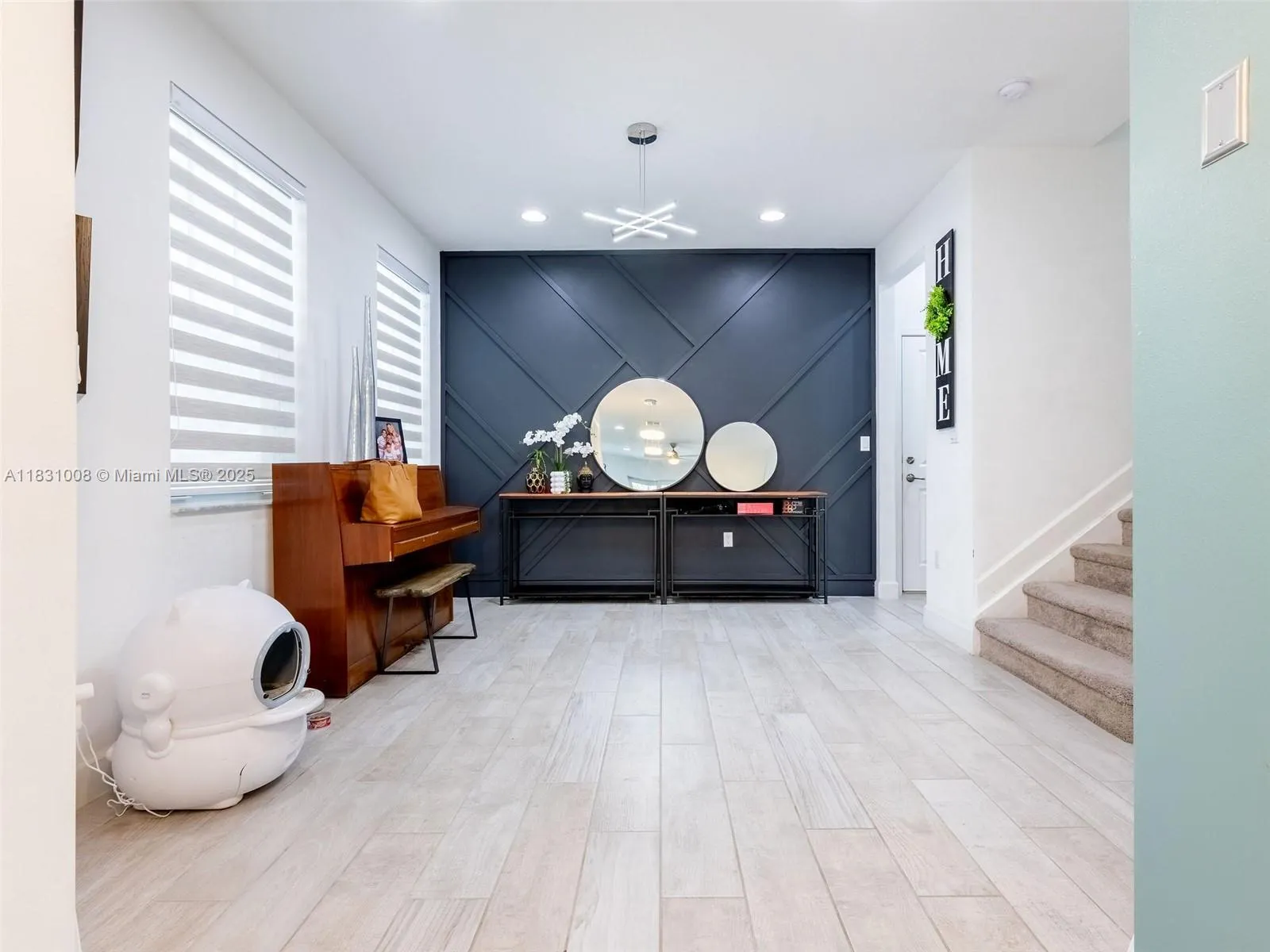 4923 NW 48th Ter