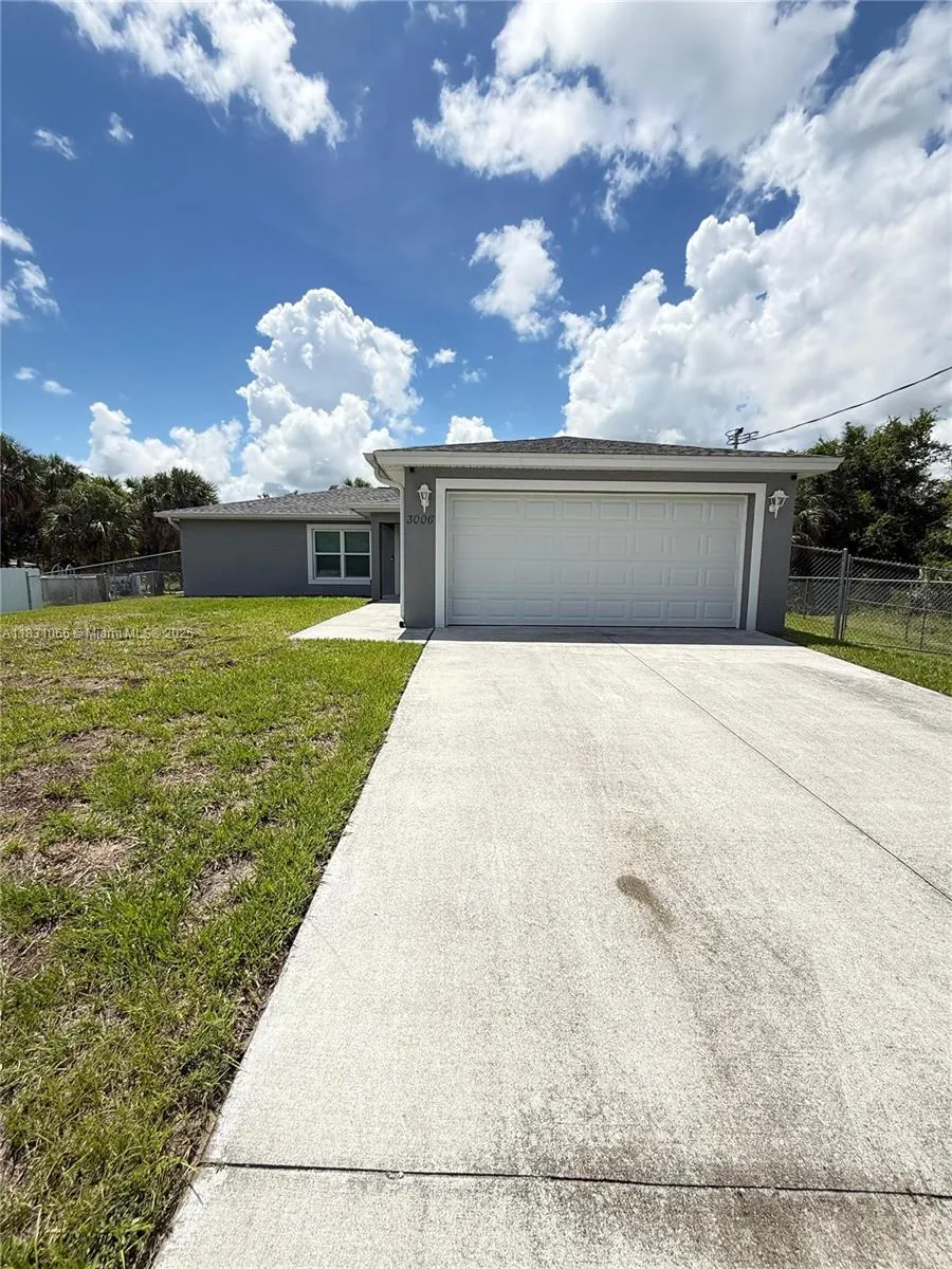 3006 Base Ct