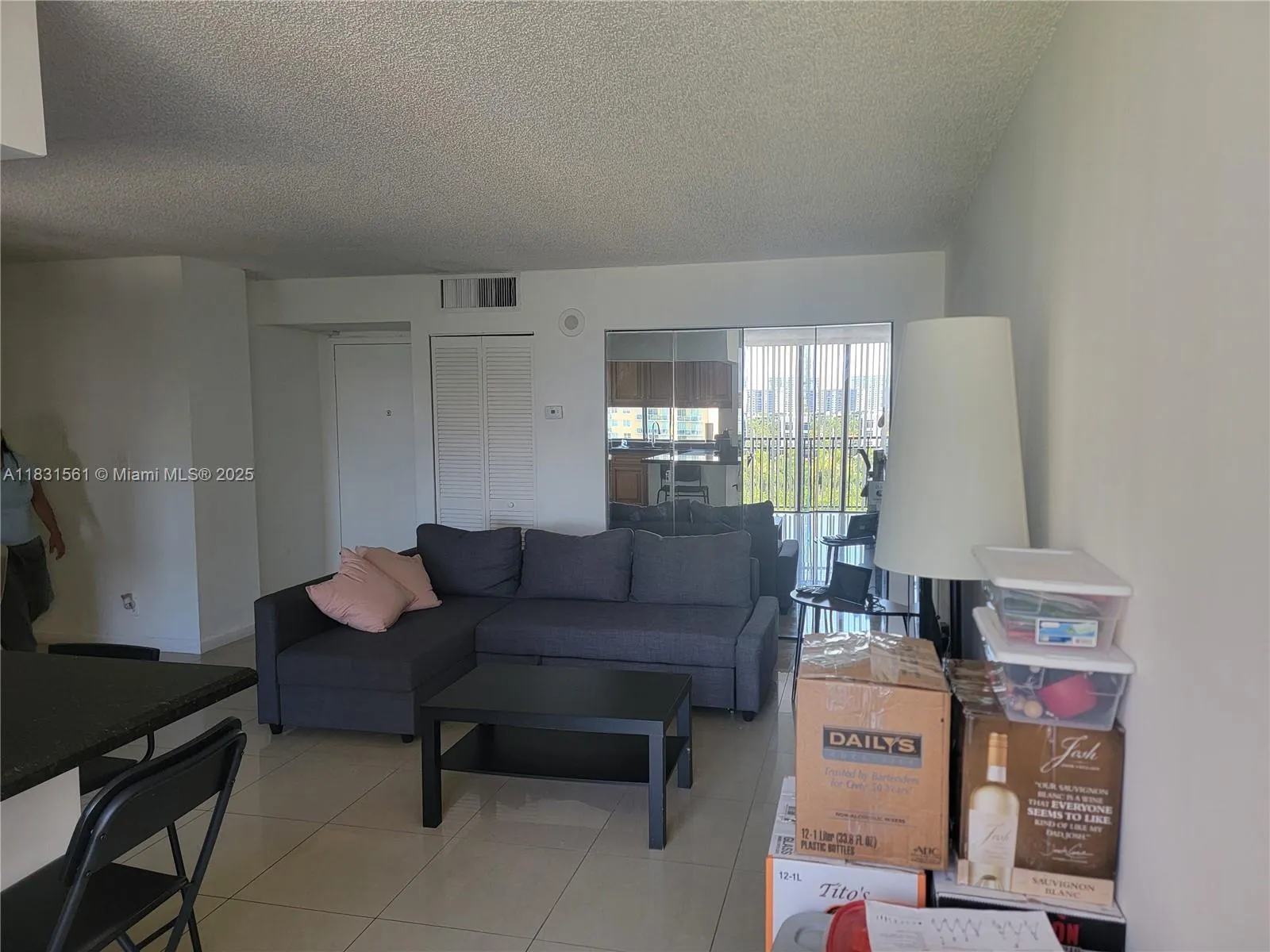 17021 N Bay Rd, #1015