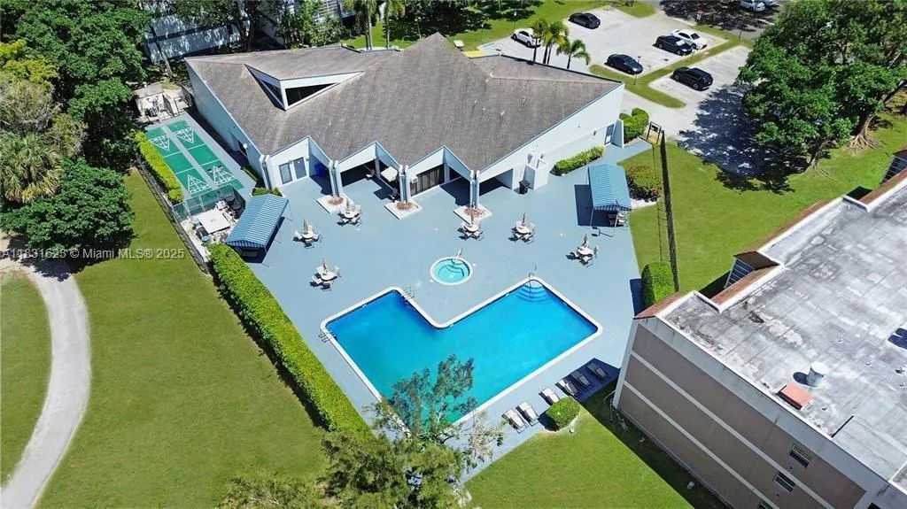 8350 Sands Point Blvd, #E309