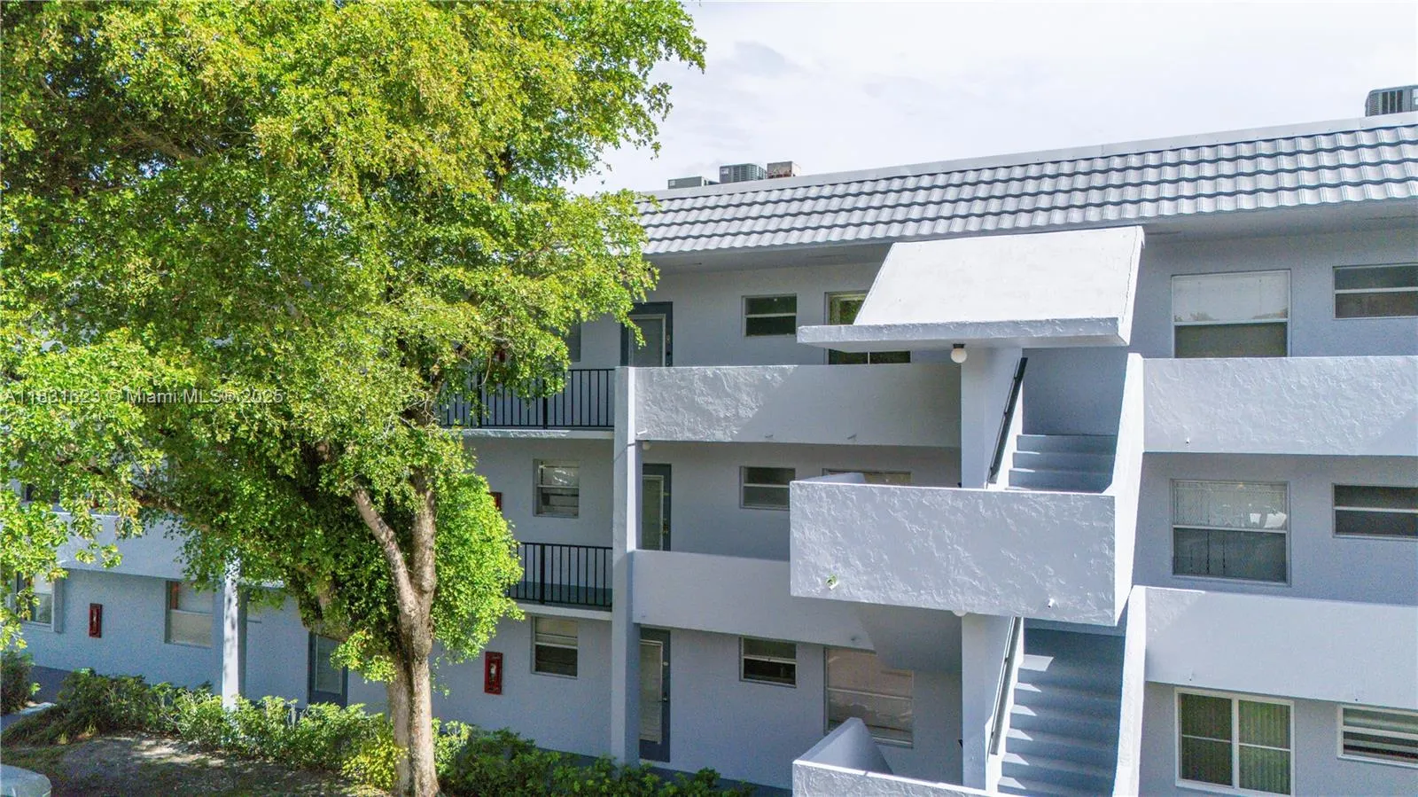 8350 Sands Point Blvd, #E309