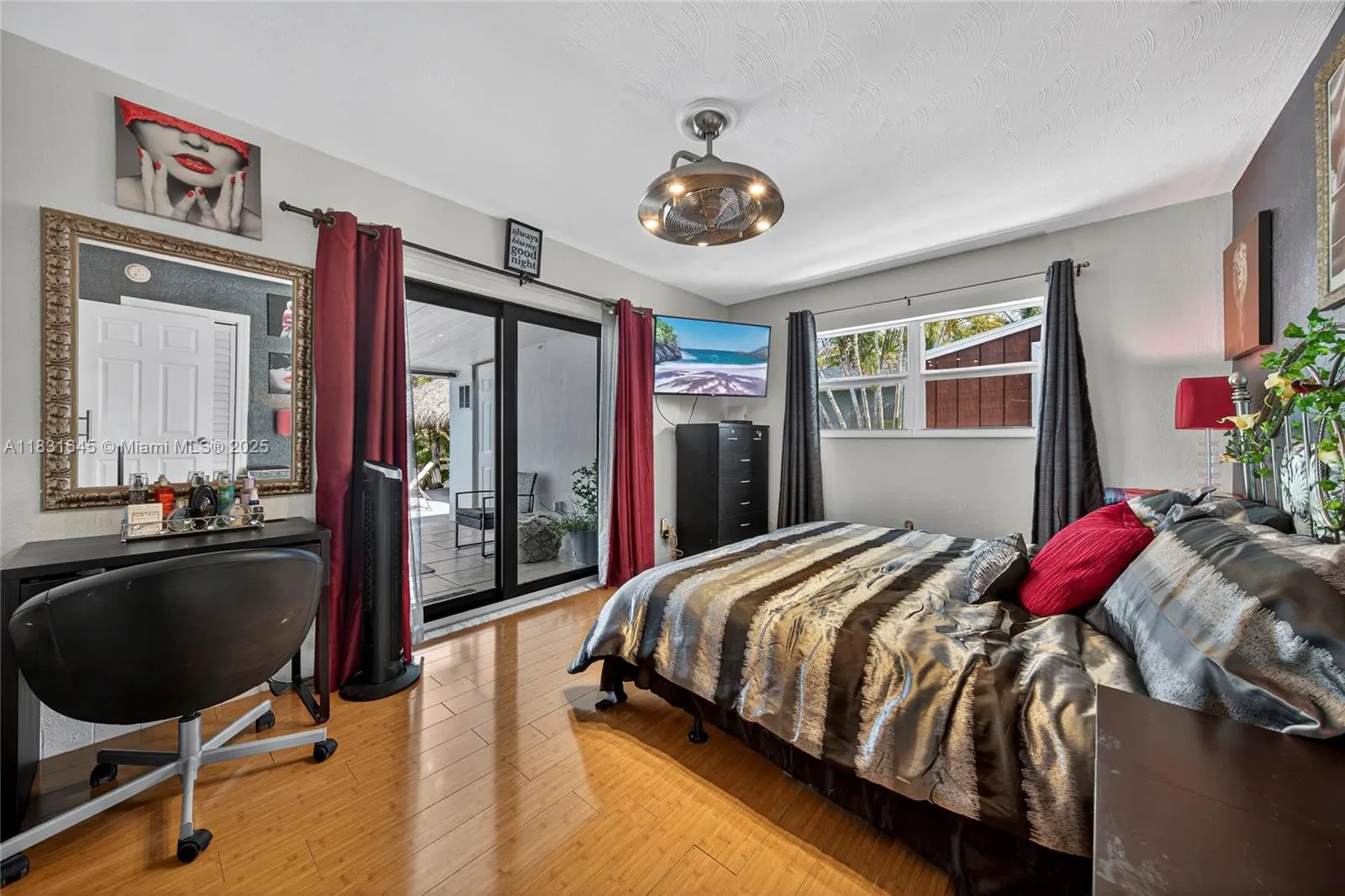 380 SE 1st Ter