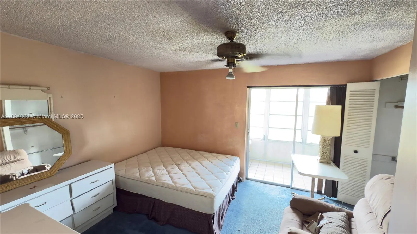 9121 Sunrise Lakes Blvd, #210