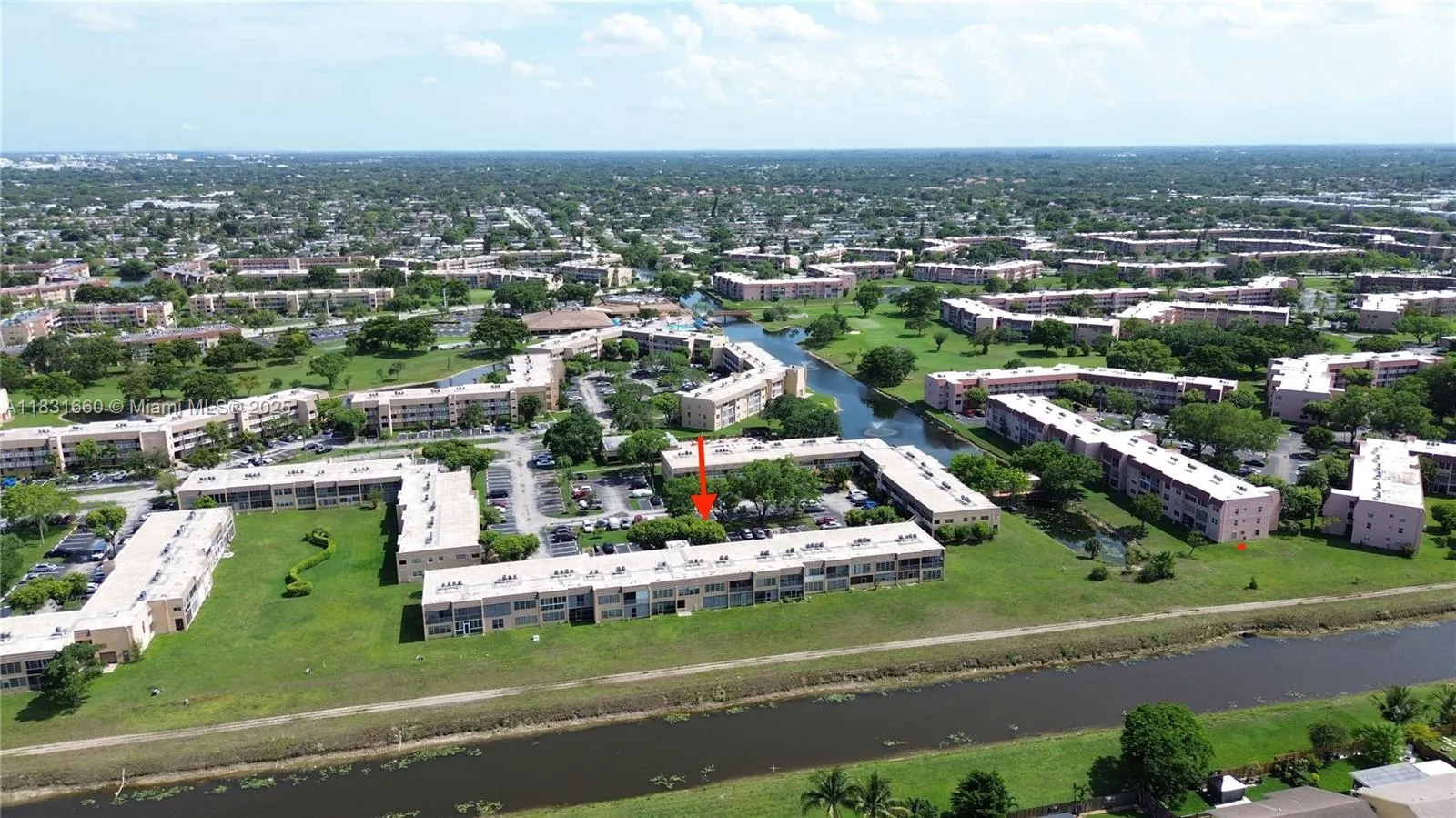 9121 Sunrise Lakes Blvd, #210