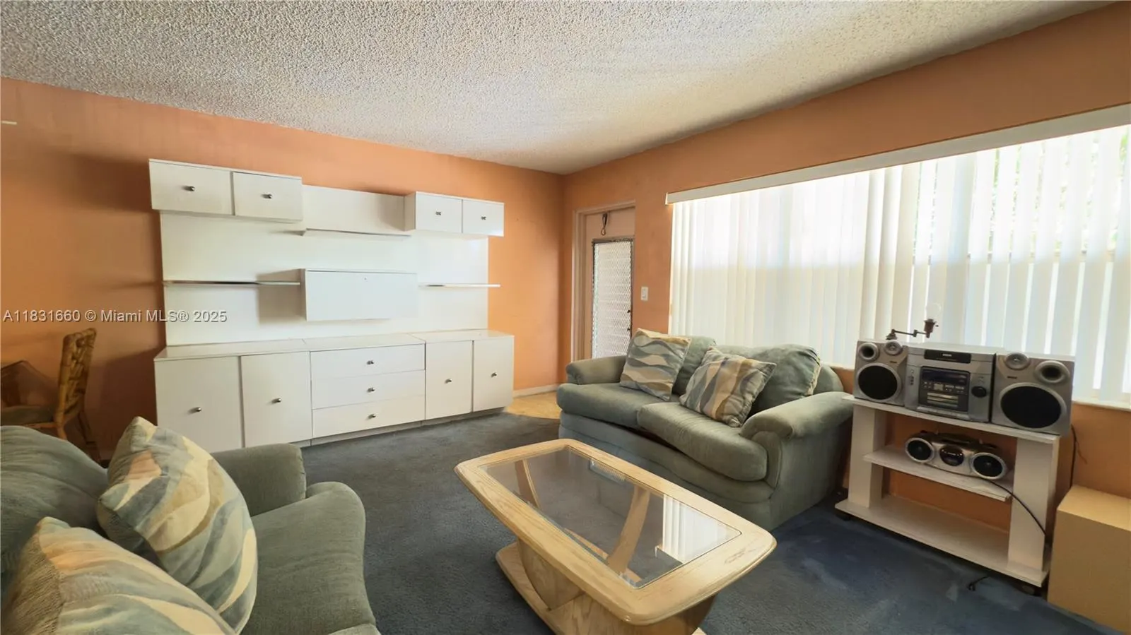 9121 Sunrise Lakes Blvd, #210