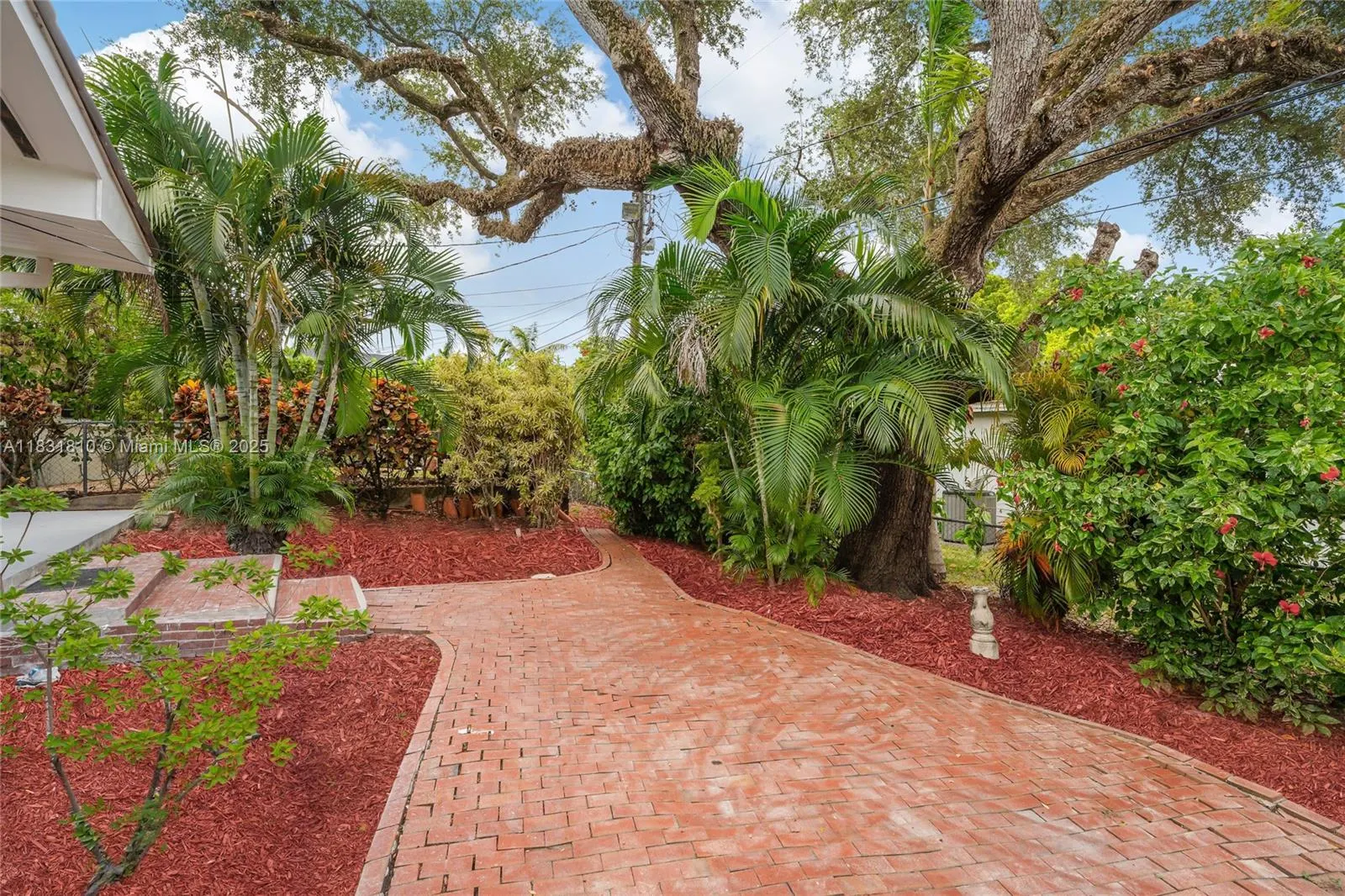 432 Sevilla Ave