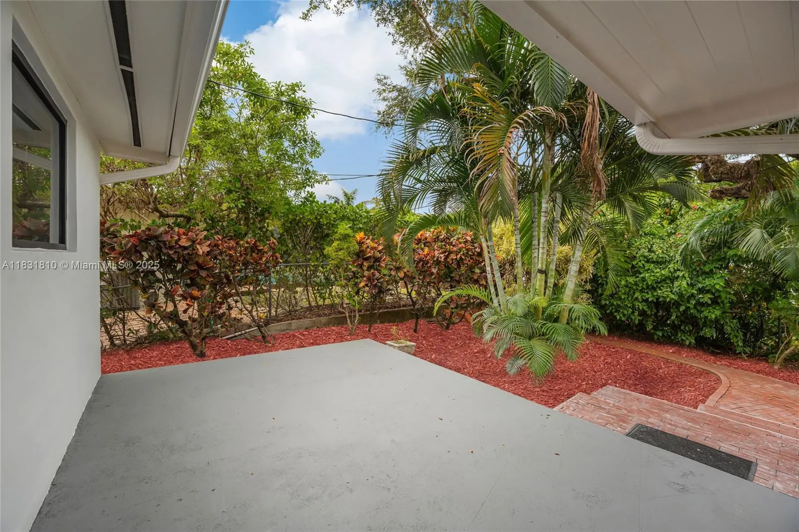 432 Sevilla Ave
