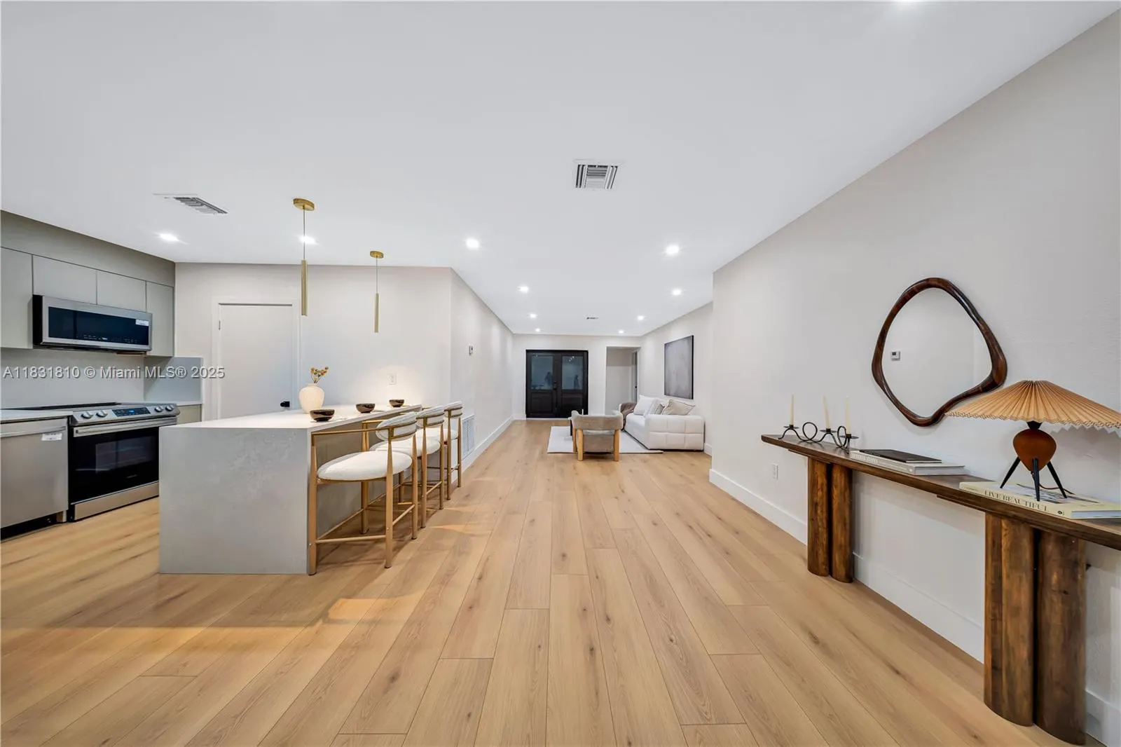 432 Sevilla Ave