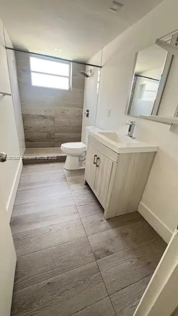 1239 Mariposa Ave, #1