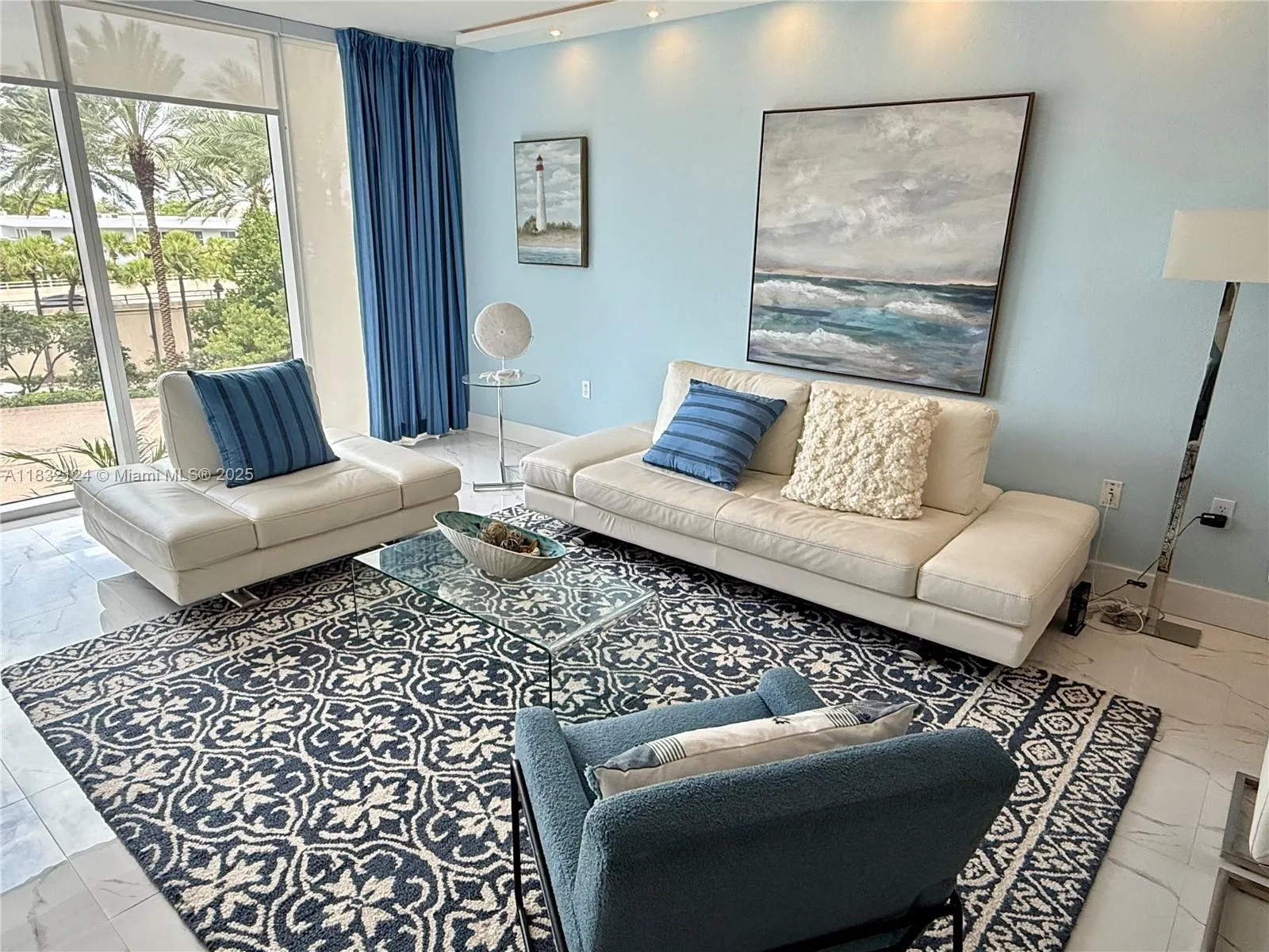 10275 Collins Ave, #229
