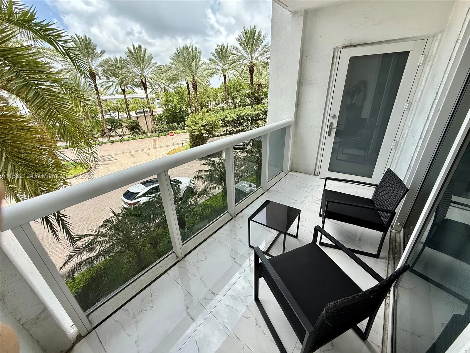 10275 Collins Ave, #229